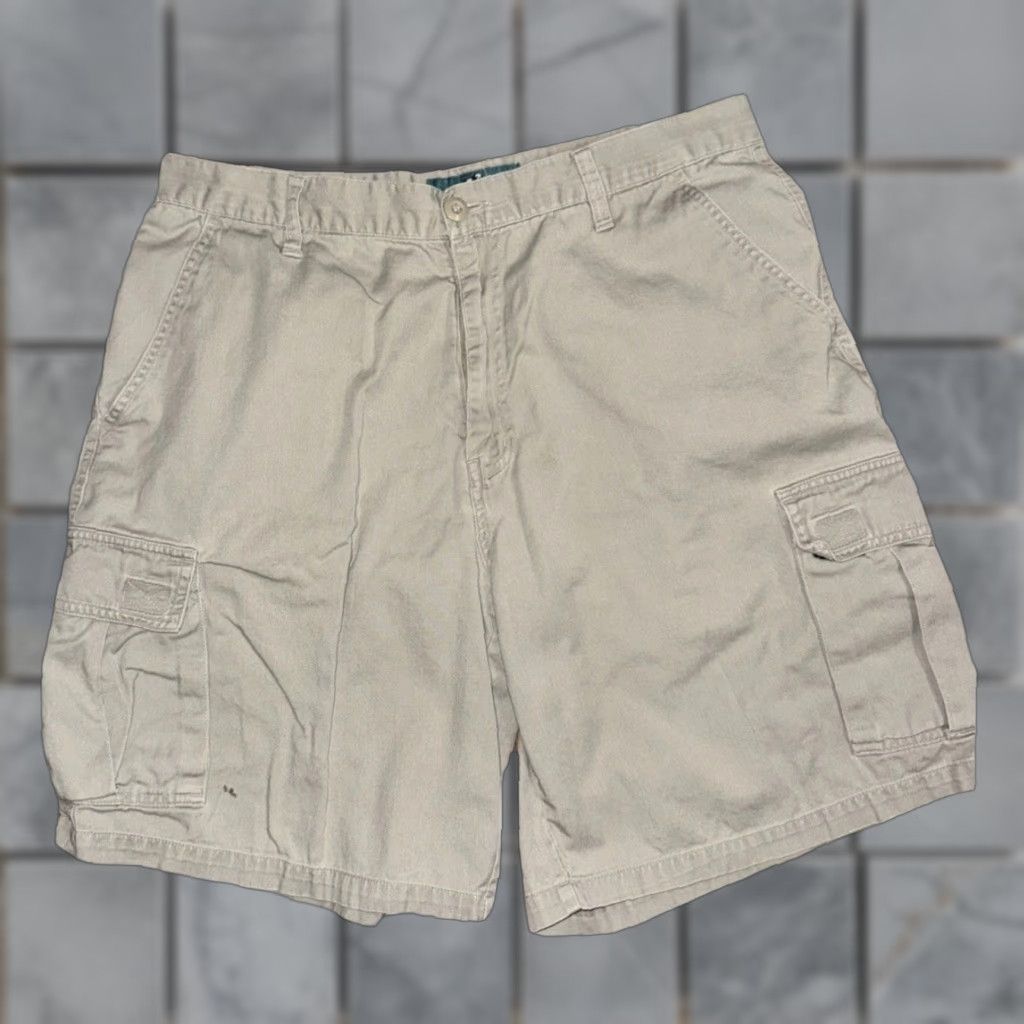 Big Dogs VINTAGE Big Dogs Cargo Shorts Mens 34x11 Khaki Beige Outdoor Pockets Utility Regular 34 Mens Size US 34 / EU 50 - 1 Thumbnail