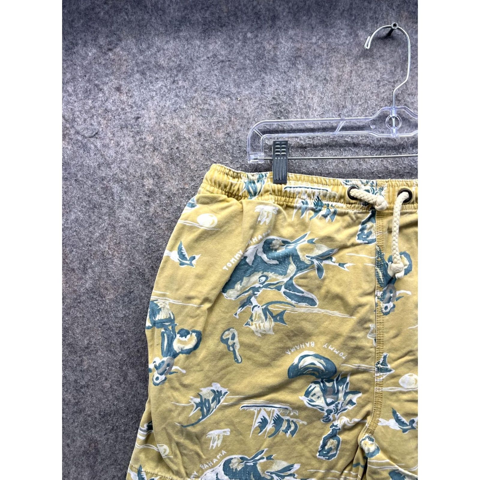 Tommy Bahama Tommy Bahama Swim Trunks Mens Medium Yellow Fish Print Tropical Drawstring Bottom Size ONE SIZE - 6 Thumbnail