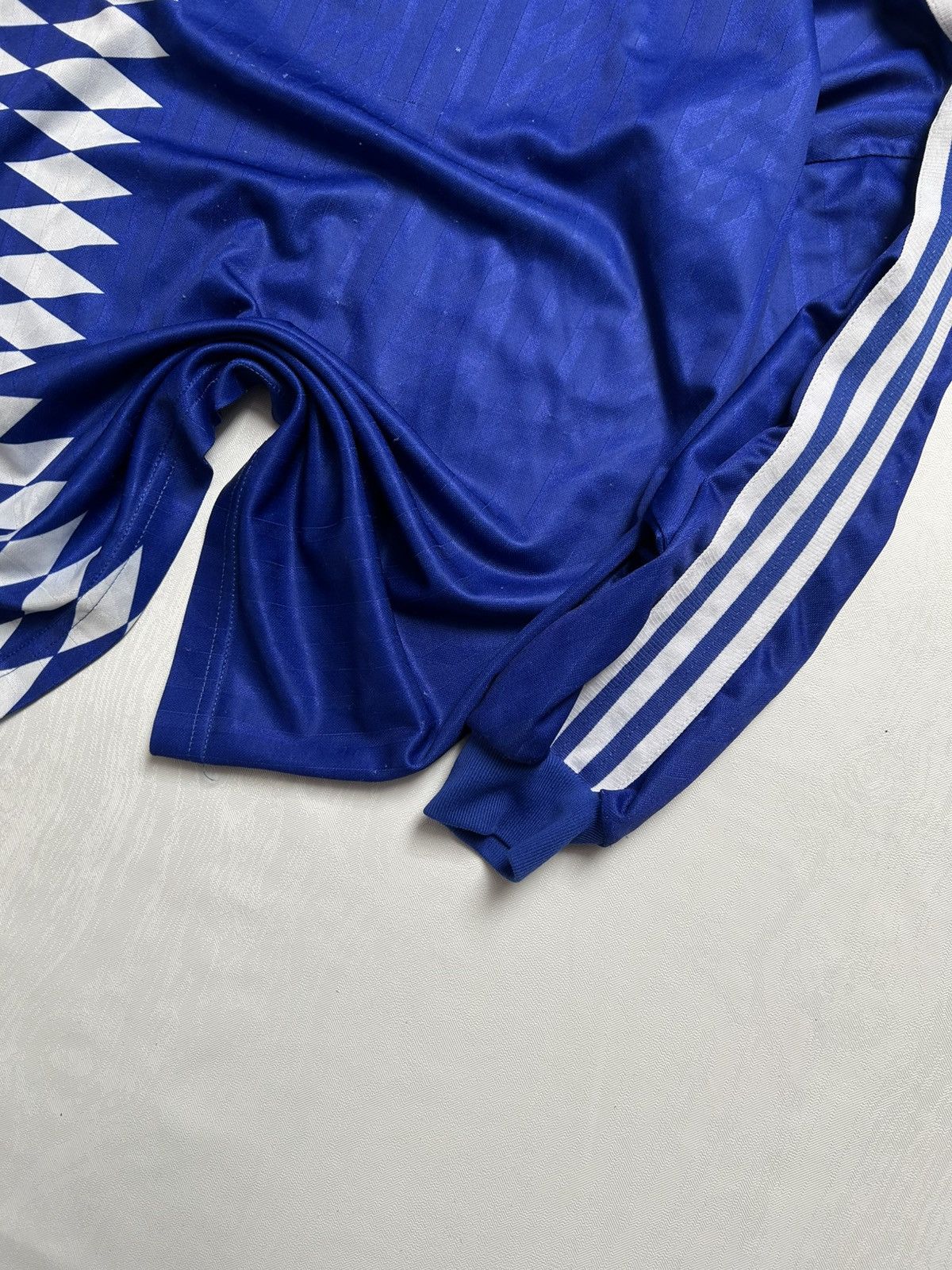 Adidas Vintage Adidas Long Sleeve Jersey Size US S / EU 44-46 / 1 - 3 Thumbnail