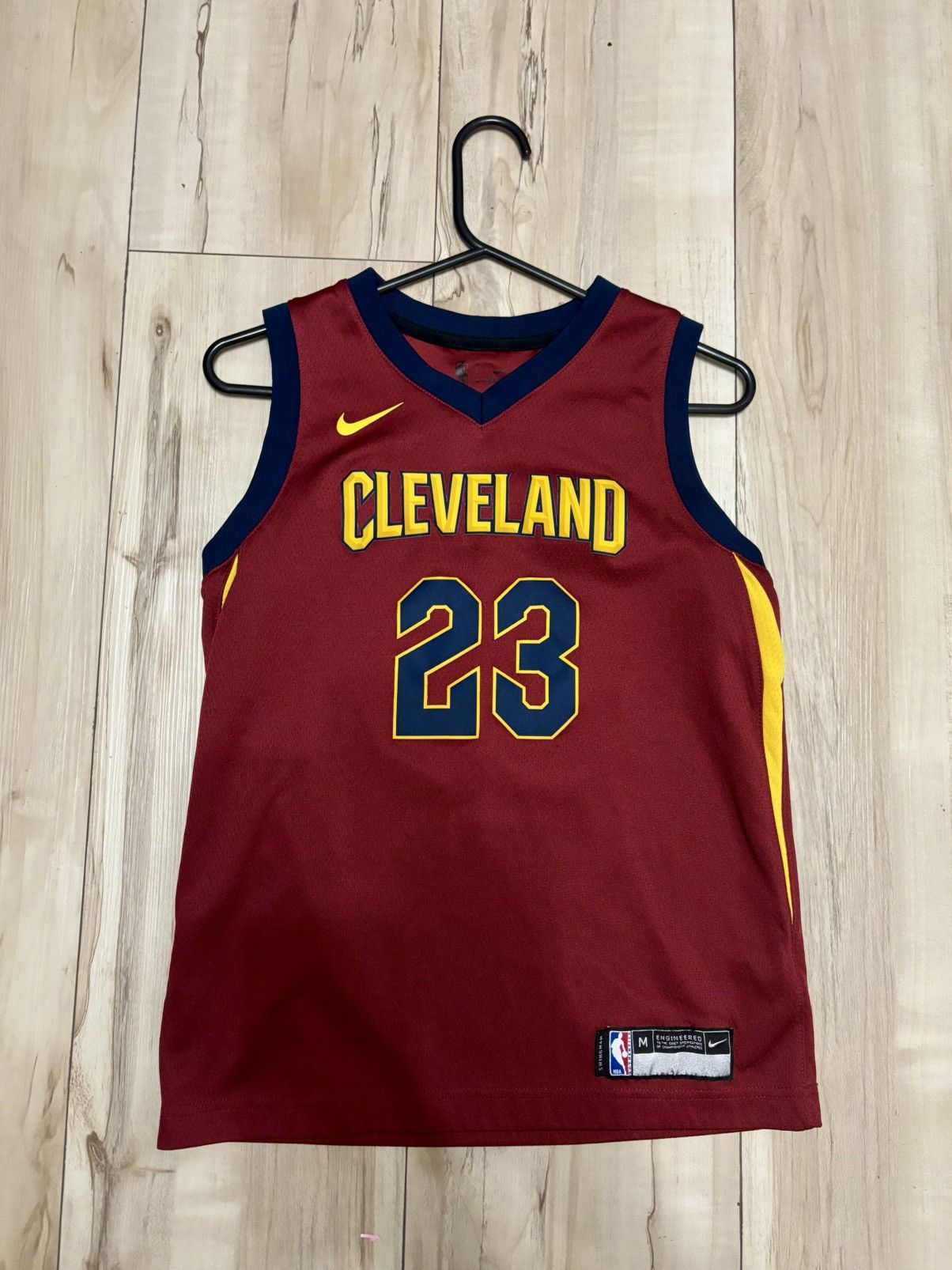 NBA LeBron James ClevelandCavaliers Icon Edition Swingman Jersey Size US XXS / EU 40 - 1 Thumbnail