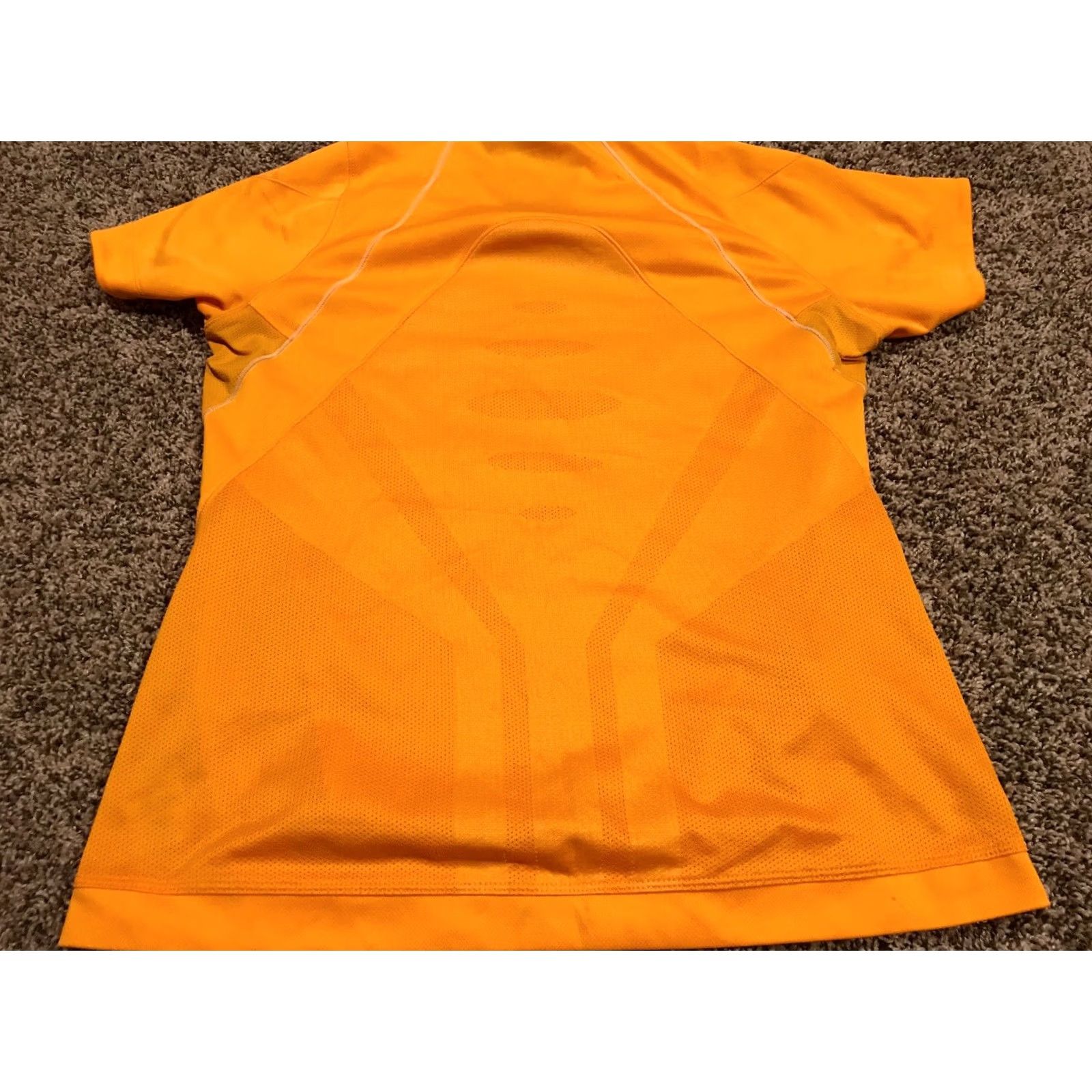 Adidas - "Adidas Orange" is a recognizable brand identifier Size L / US 10 / IT 46 - 5 Thumbnail