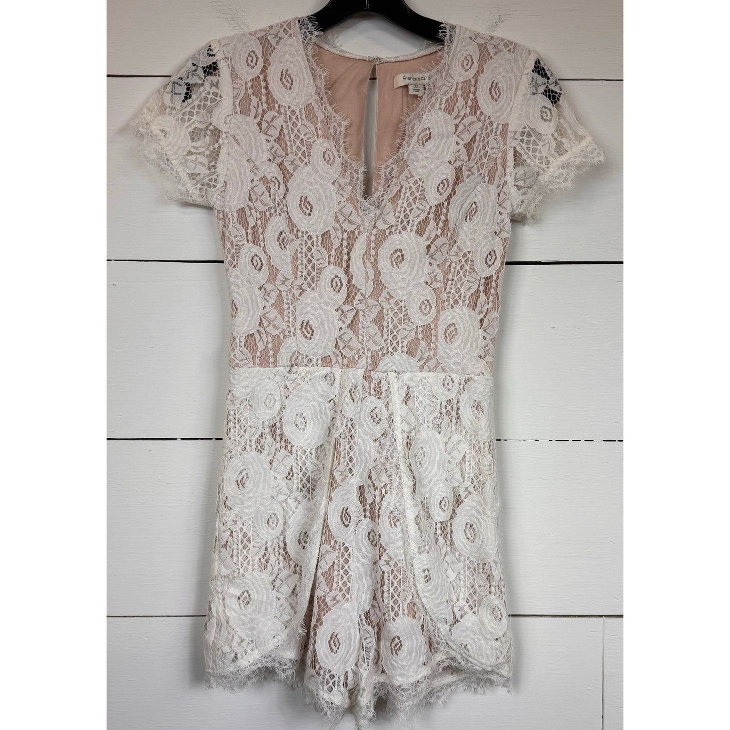 Other Francesca's White Lace Romper Women's Size XS Size 24" / US 00 / IT 34 - 1 Thumbnail