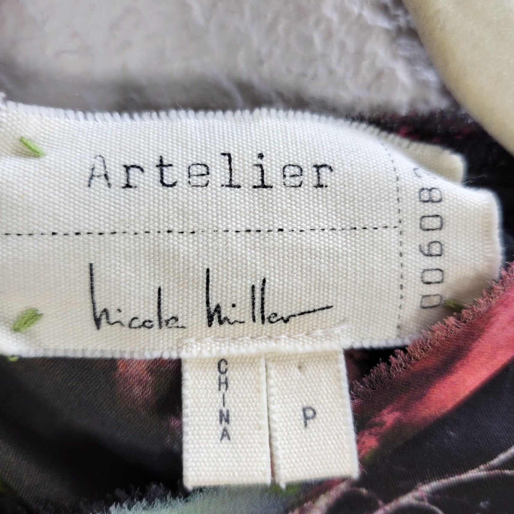 Nicole Miller Nicole Miller Woodland Pattern Silk Shirt P Multicolor Long Sleeve Buttoned Back Royal Rhinestone Blouse Womens Size S / US 4 / IT 40 - 3 Thumbnail