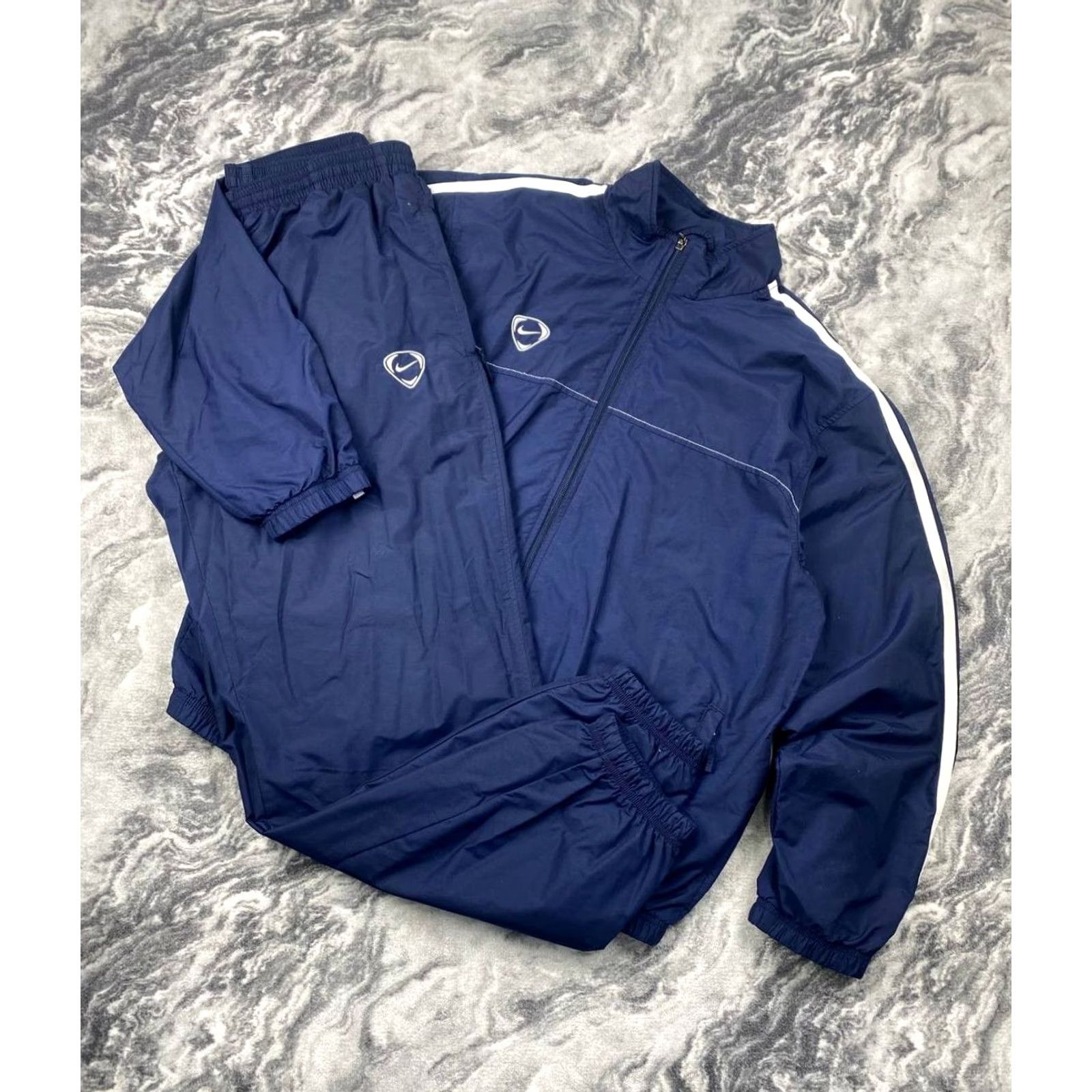 Nike VINTAGE Nike Tracksuit Jacket Pants 2 Piece XL Blue Mens Nike Tracksuit XL Blue Swoosh Y2K Size 46R - 2 Thumbnail