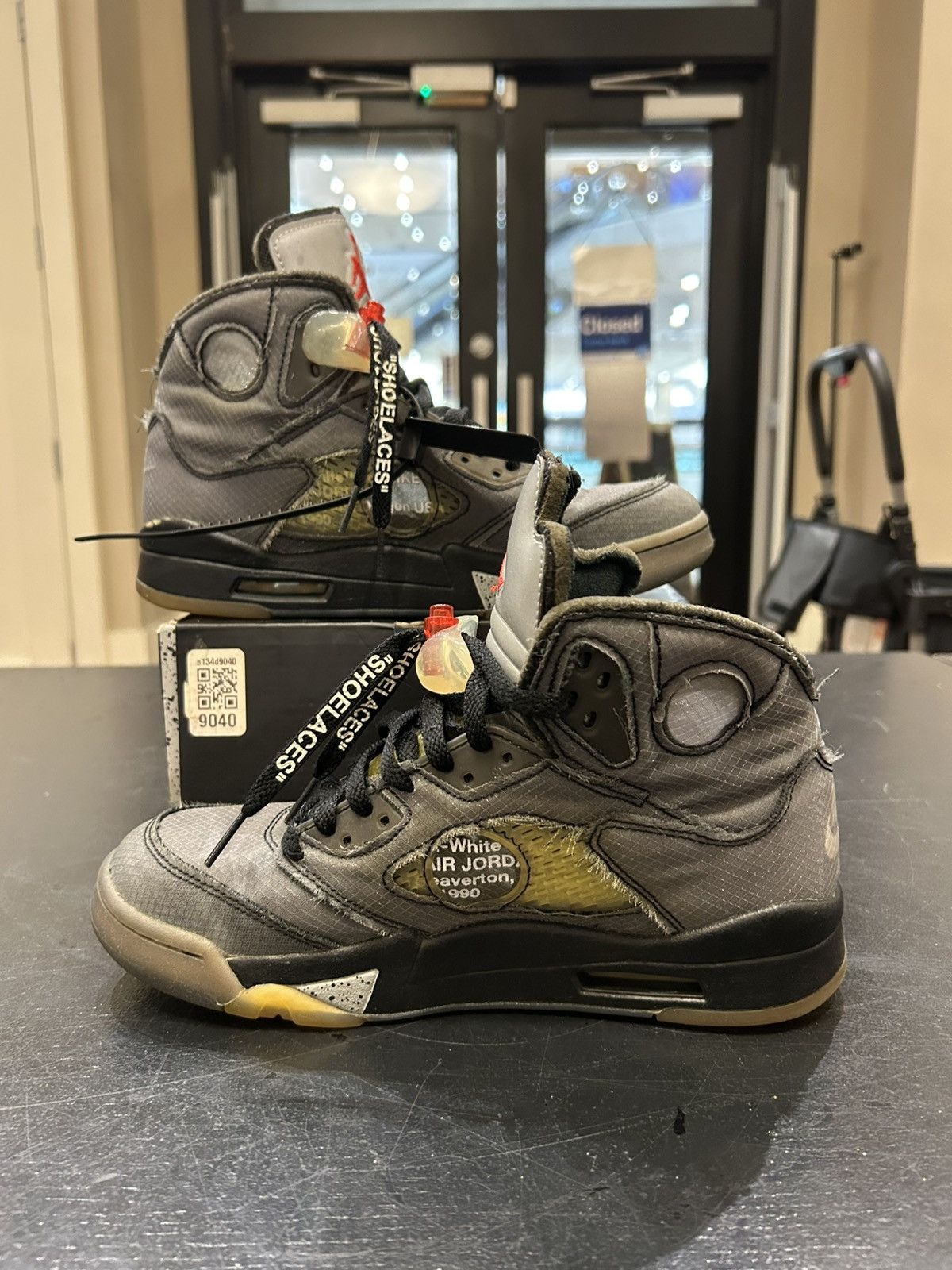 Jordan Brand × Off-White Jordan 5 Retro ‘Off-White Muslin’ Size US 7.5 / EU 40-41 - 2 Thumbnail