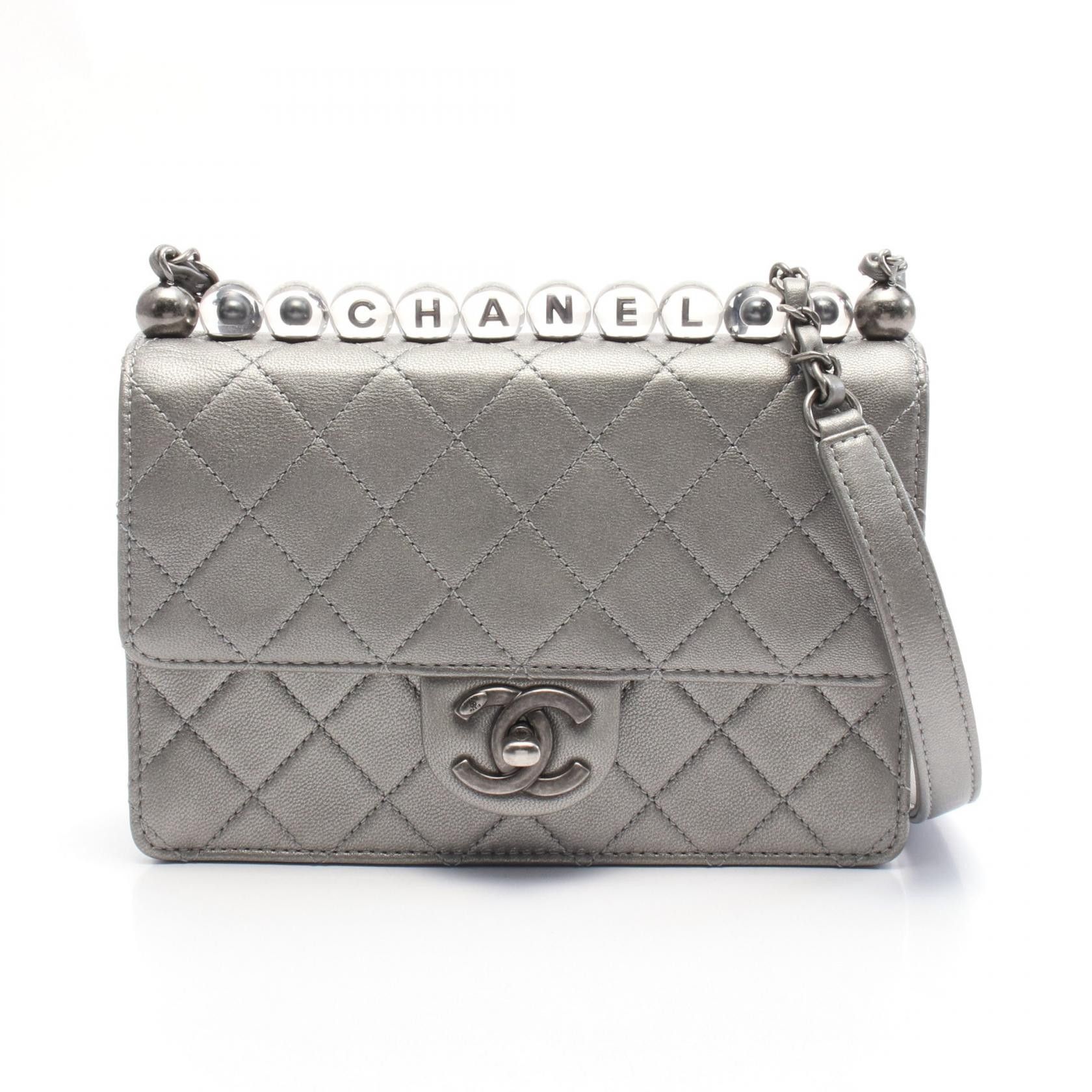 Chanel Chanel Matelasse Leather Shoulder Bag Leather Shoulder Bag in Silver, Women's
