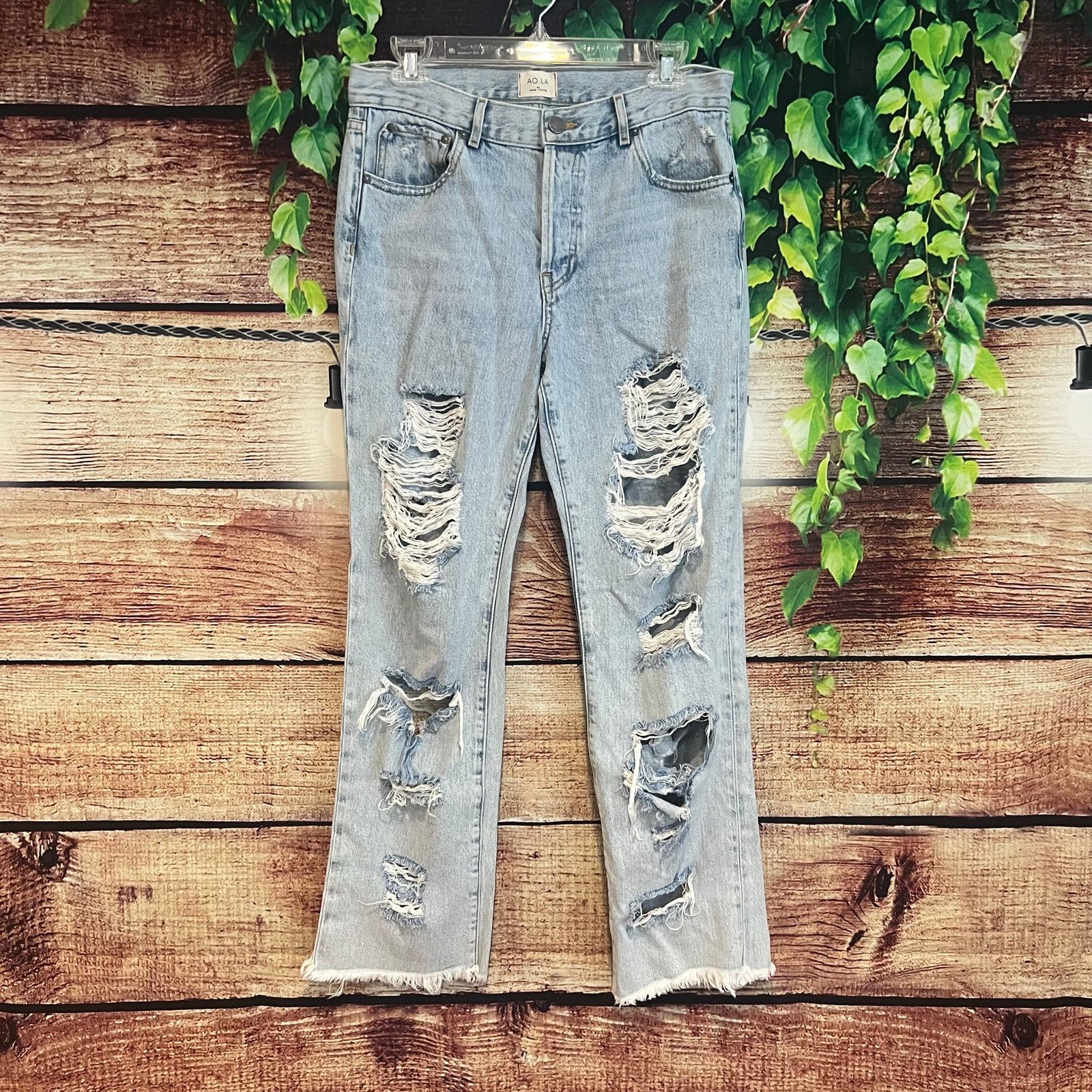 Alice + Olivia AO.LA Alice + Olivia Distressed Straight Leg Jeans 6/28 Blue Size 28" / US 6 / IT 42 - 1 Thumbnail