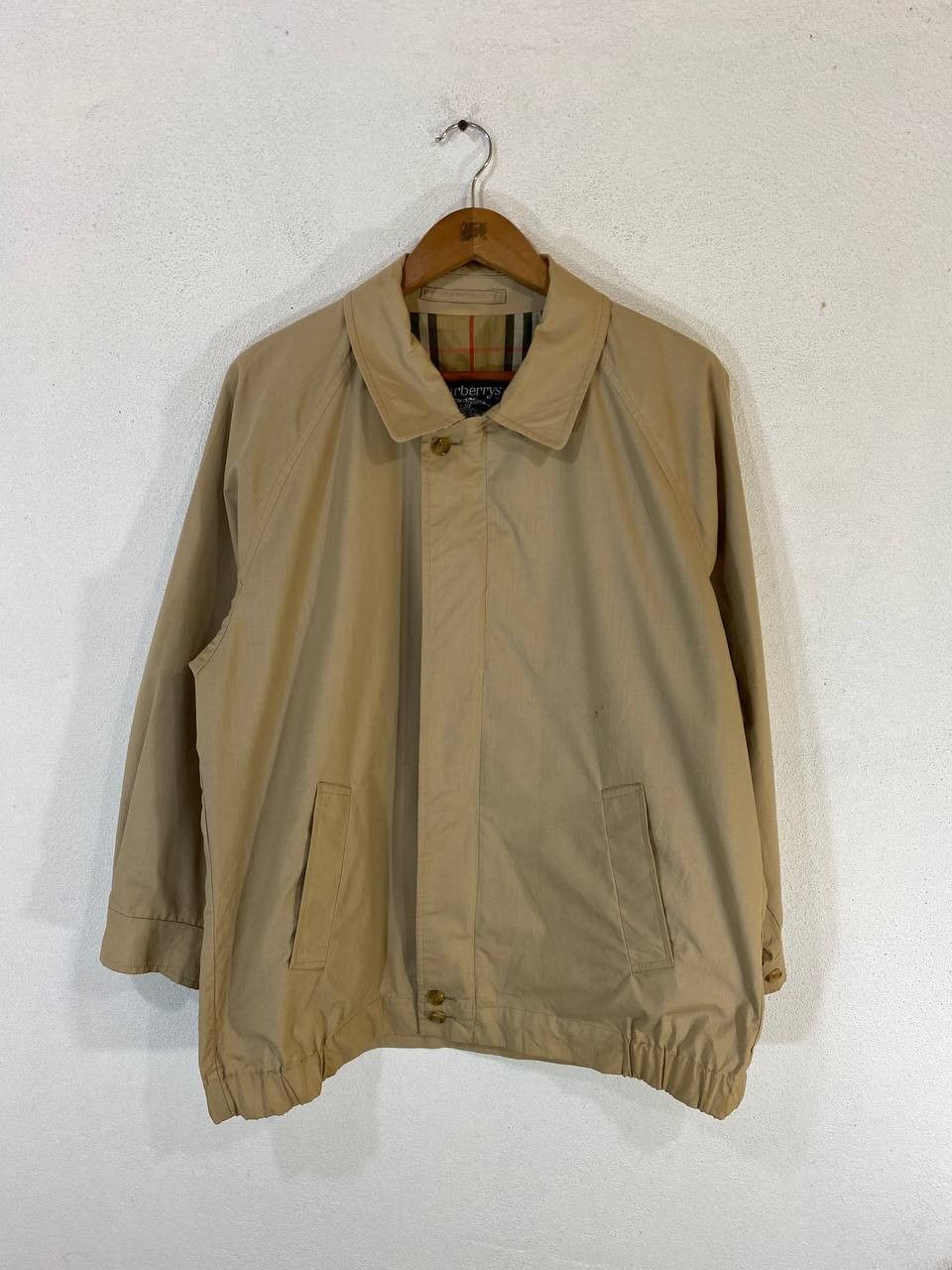Burberry Burberrys light jacket nova checkered lining nice design Size US L / EU 52-54 / 3 - 1 Thumbnail