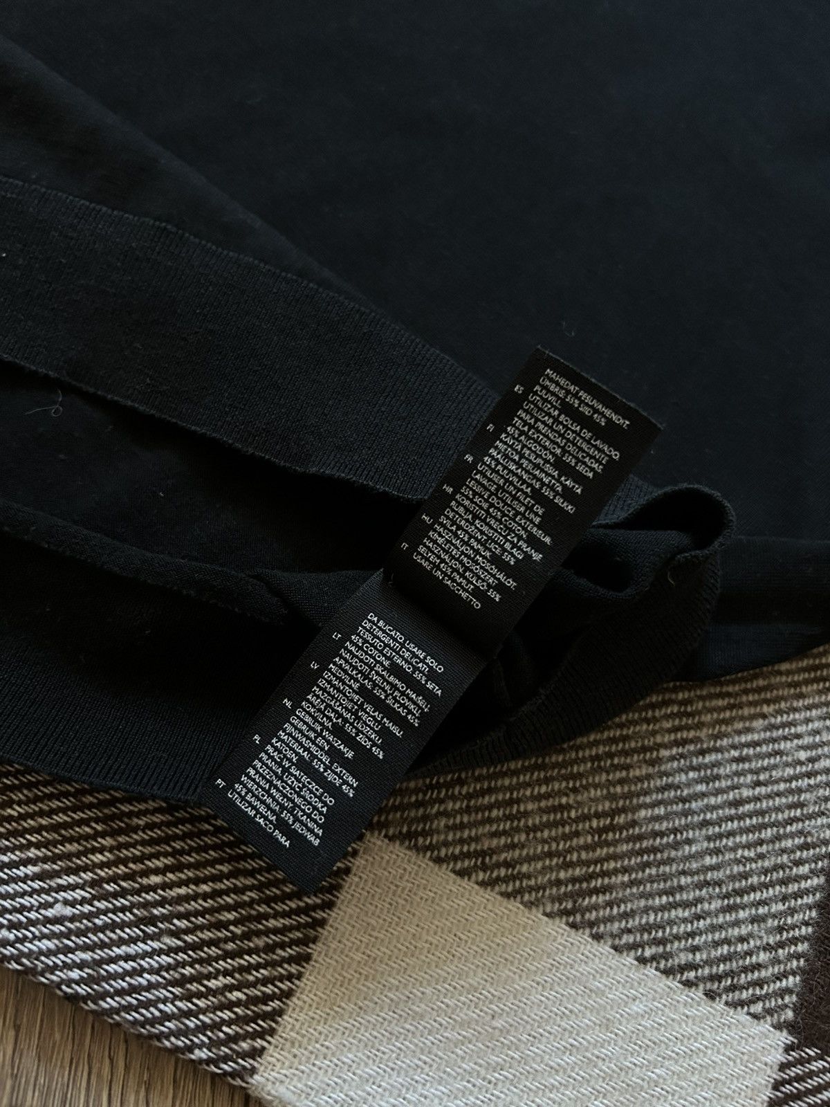 Cos Cos Luxury mens Silk black polos shirt Size US M / EU 48-50 / 2 - 4 Thumbnail