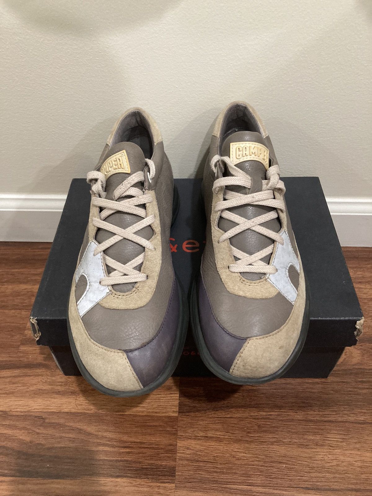 Camper Low top sneaker Size US 8 / EU 41 - 2 Thumbnail