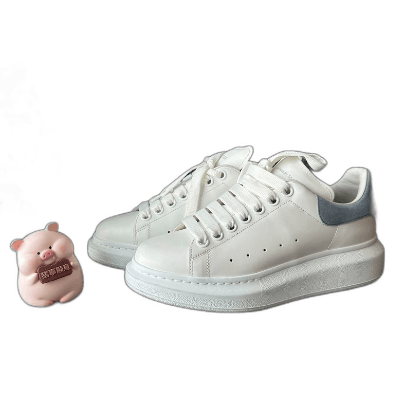 Alexander McQueen Alexander McQueen Oversized Sneaker in Blue-yf Size US 8 / EU 41 - 1 Thumbnail
