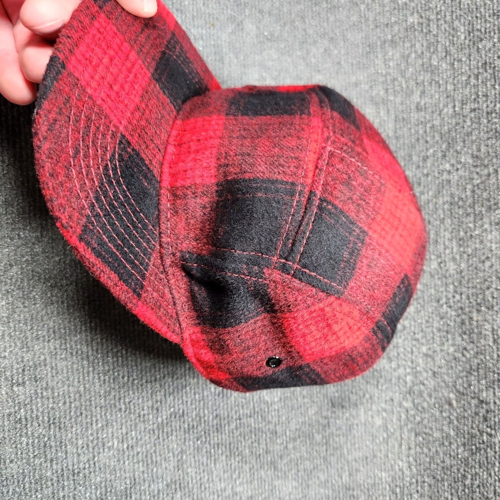 Vintage Urban Pipeline Hat 5 Panel Mens Red Black Buffalo Plaid Wool Blend Adjustable Lined OSFA Cap Size ONE SIZE - 2 Thumbnail