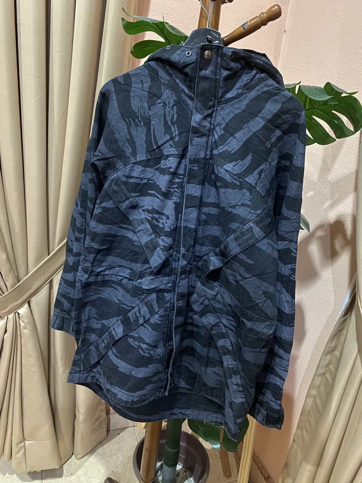 Japanese Brand World Wide Love! Tiger Camo Jacket – Japanese Streetwear Size US M / EU 48-50 / 2 - 2 Thumbnail