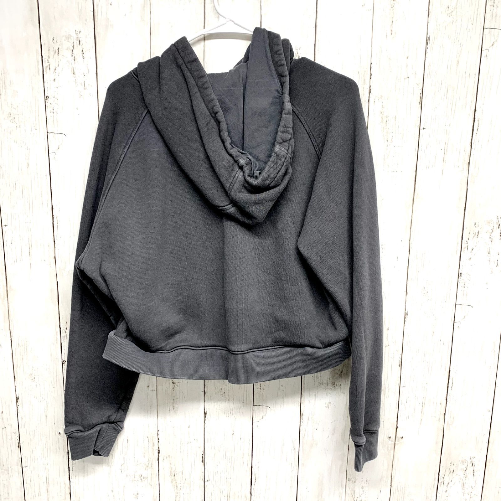 Outdoor Voices Outdoor Voices Sweater Medium Cropped Hooded Long Sleeve Size M / US 6-8 / IT 42-44 - 5 Thumbnail