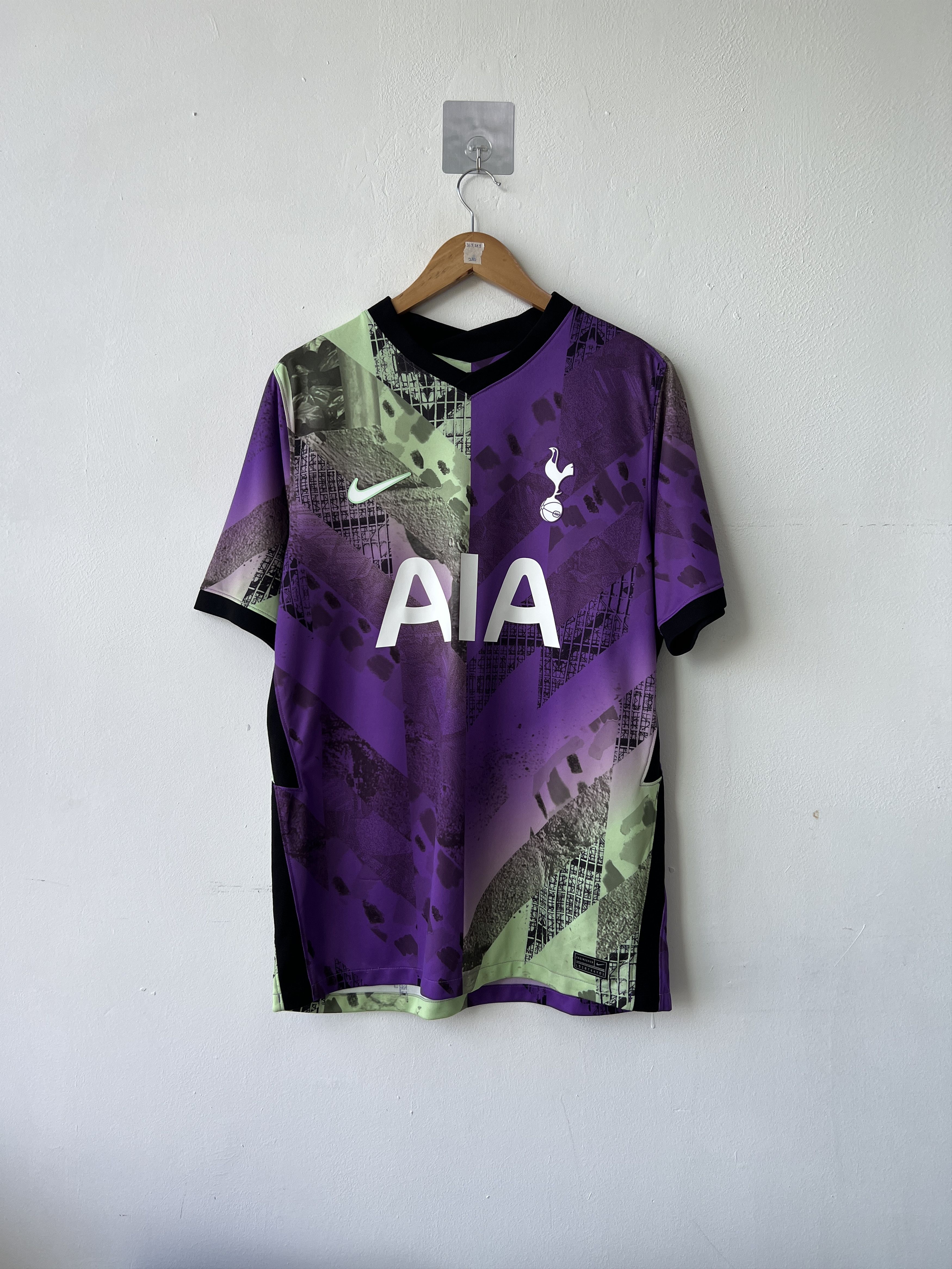 Nike (L) Tottenham Spurs 2021-22 Third Kit Son #7 Size US L / EU 52-54 / 3 - 2 Thumbnail
