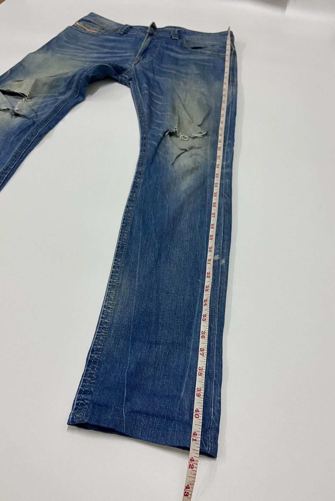 Diesel DIESEL DISTRESSED JEANS Size US 31 - 20 Thumbnail