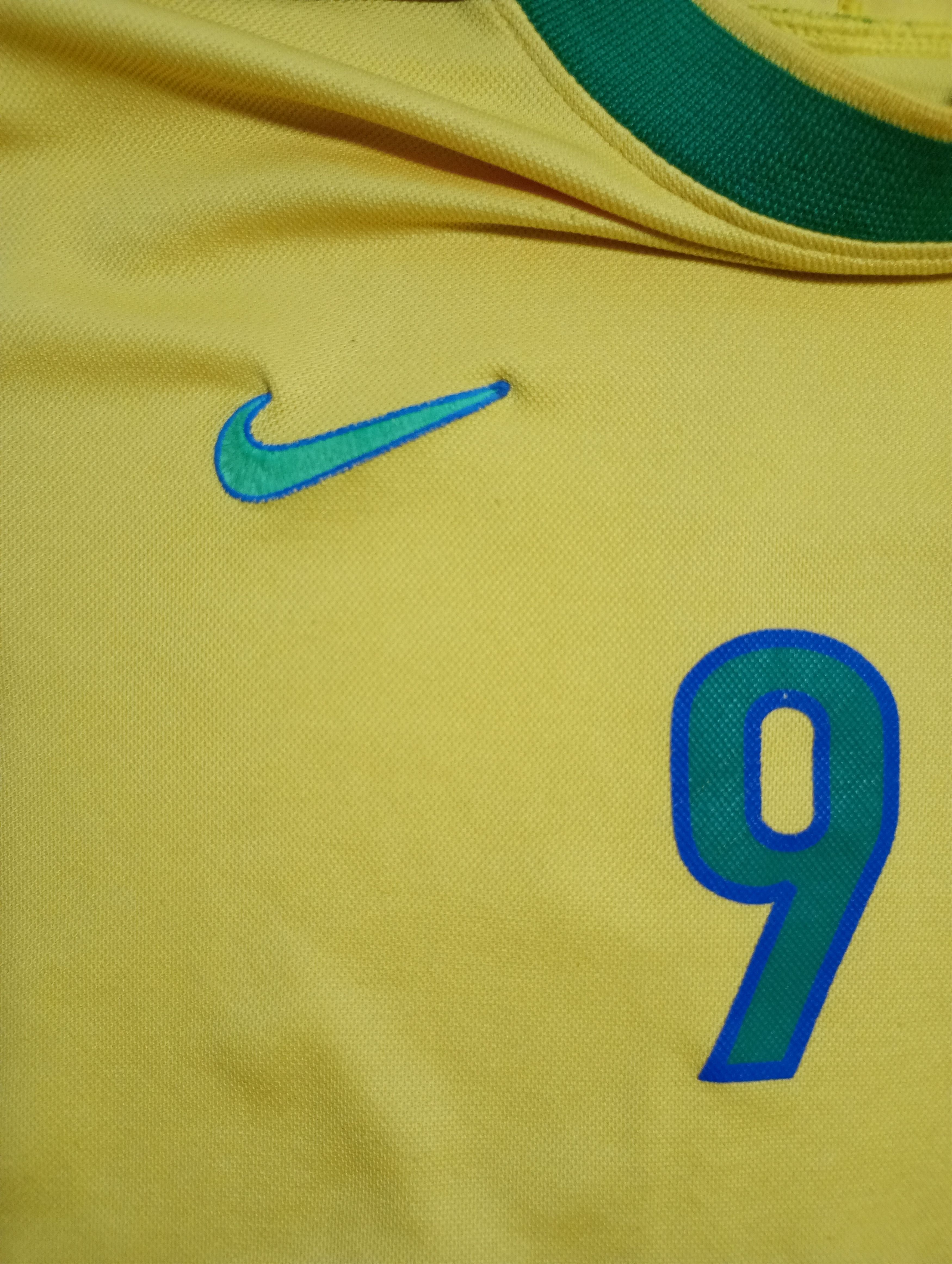 Nike Nike Brazil Jersey #9 Ronaldo 1998 Vintage Size US S / EU 44-46 / 1 - 11 Thumbnail