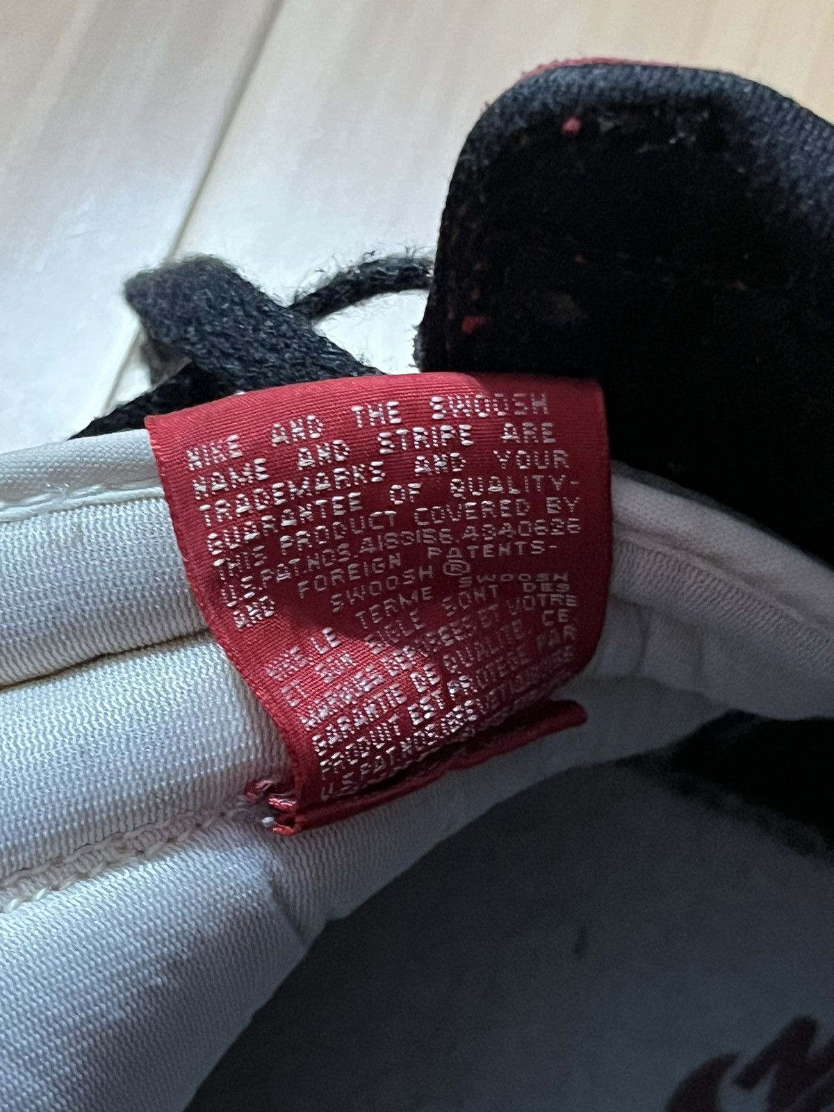 Jordan Brand LAST PRICE DROP 1994 Air Jordan 1 “Chicago” Size US 7.5 / EU 40-41 - 11 Thumbnail