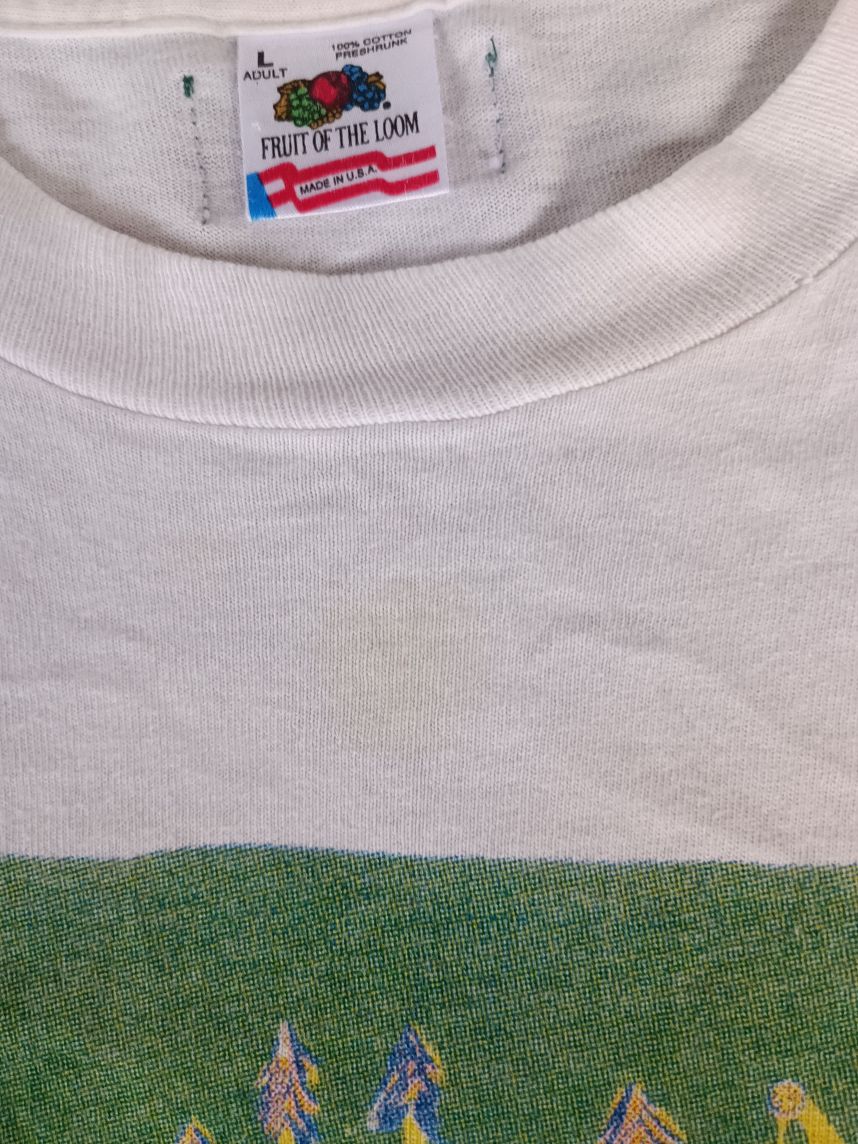 Band Tees × Fruit Of The Loom × Vintage Vintage Band Southern AllStars Concert Tour 92-93 Tee Size US L / EU 52-54 / 3 - 6 Thumbnail