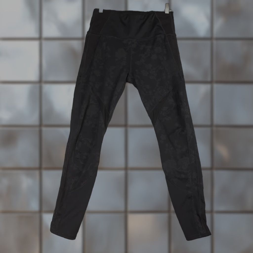 Athleta Athleta Leggings Womens M Black Floral High Rise Pocket Yoga Gym Stretch Size 32" / US 10 / IT 46 - 1 Thumbnail