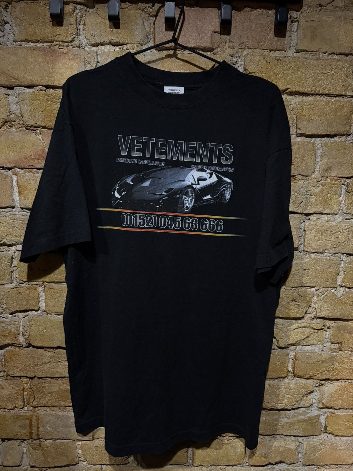 Vetements Vetements lamborghini tshirt Size US L / EU 52-54 / 3 - 1 Thumbnail