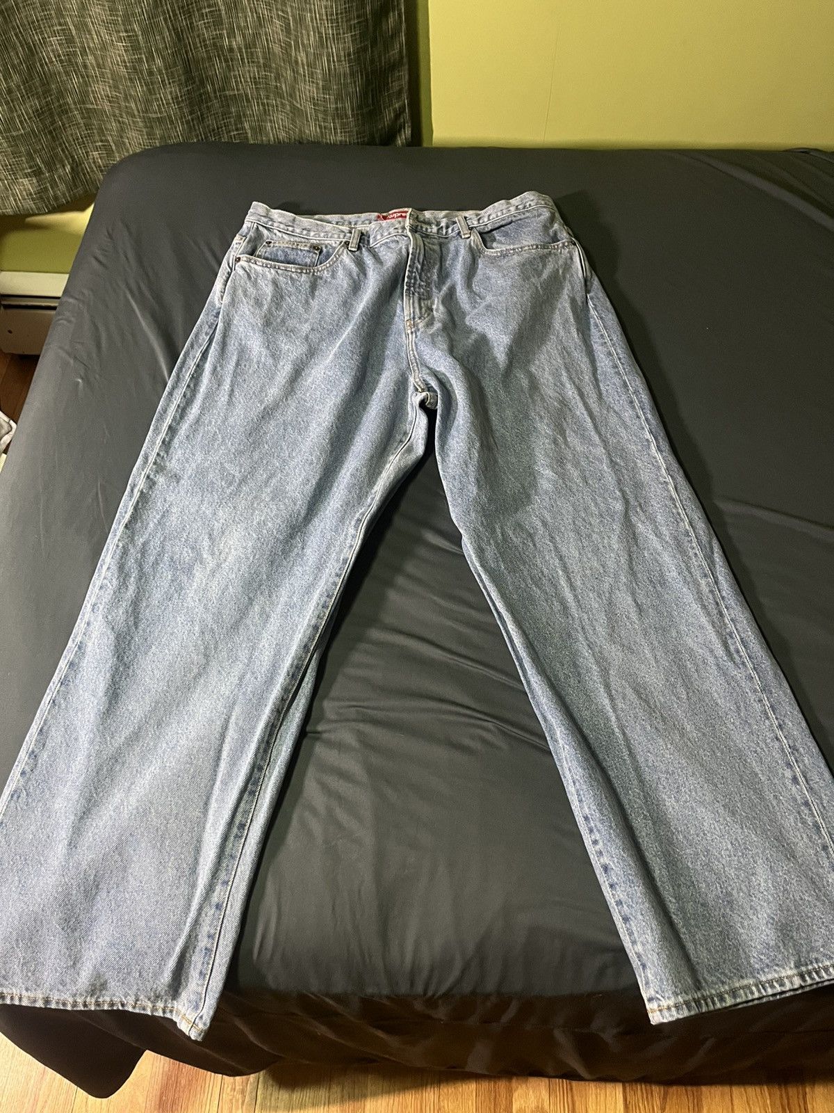 Supreme Supreme Baggy Jeans Washed Indigo 32 SS22 | Grailed