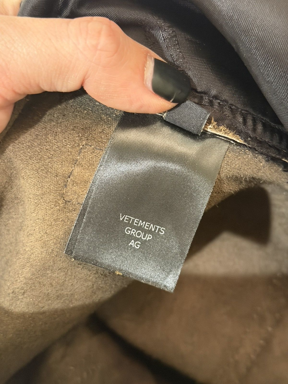Vetements Vetements Calf Leather Pants – Natural Patina – Size M Size US 33 - 8 Thumbnail