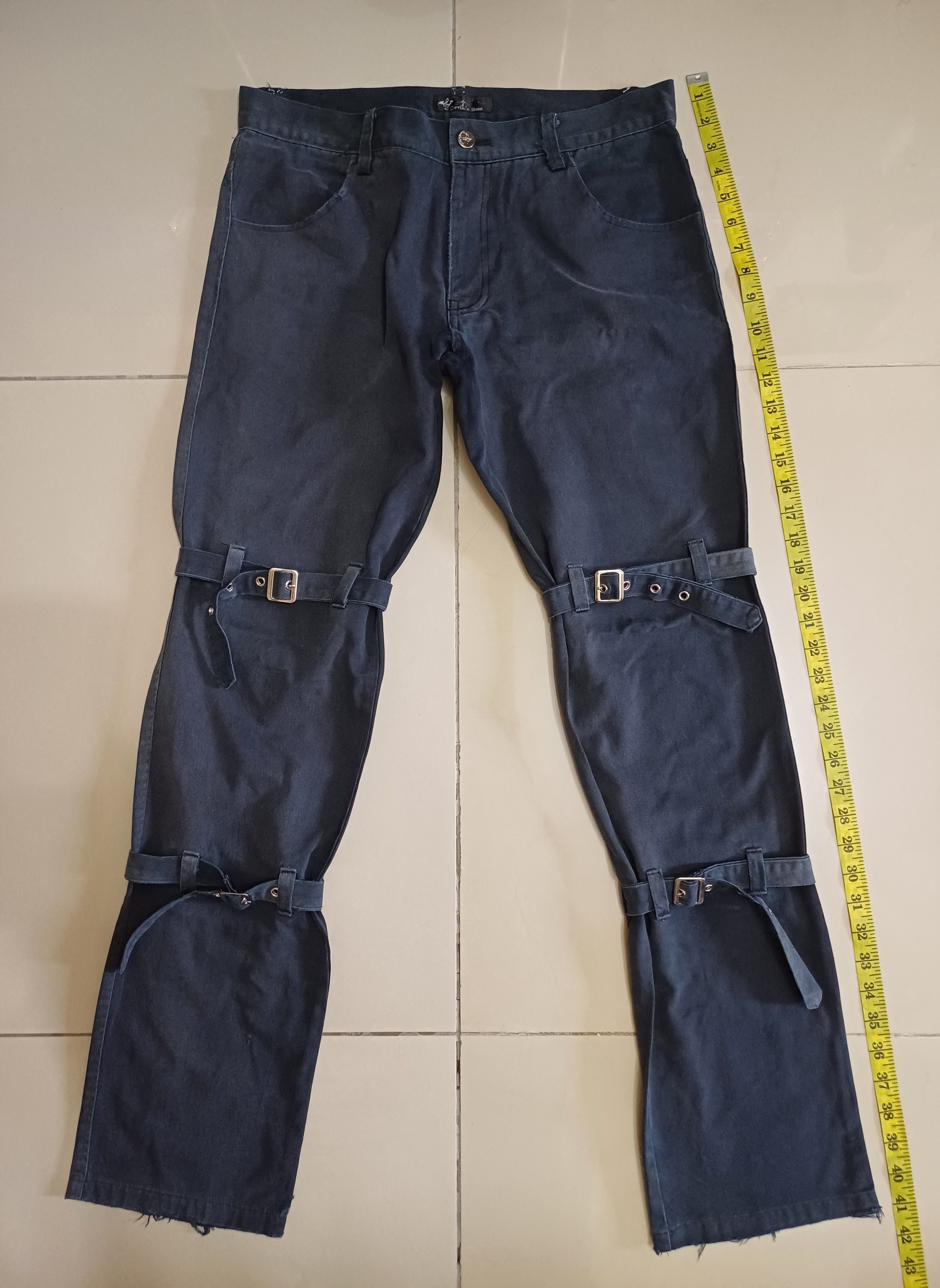 Seditionaries Distressed bondage pants 🔥🔥🔥 Devil'n Bass Size US 33 - 19 Thumbnail