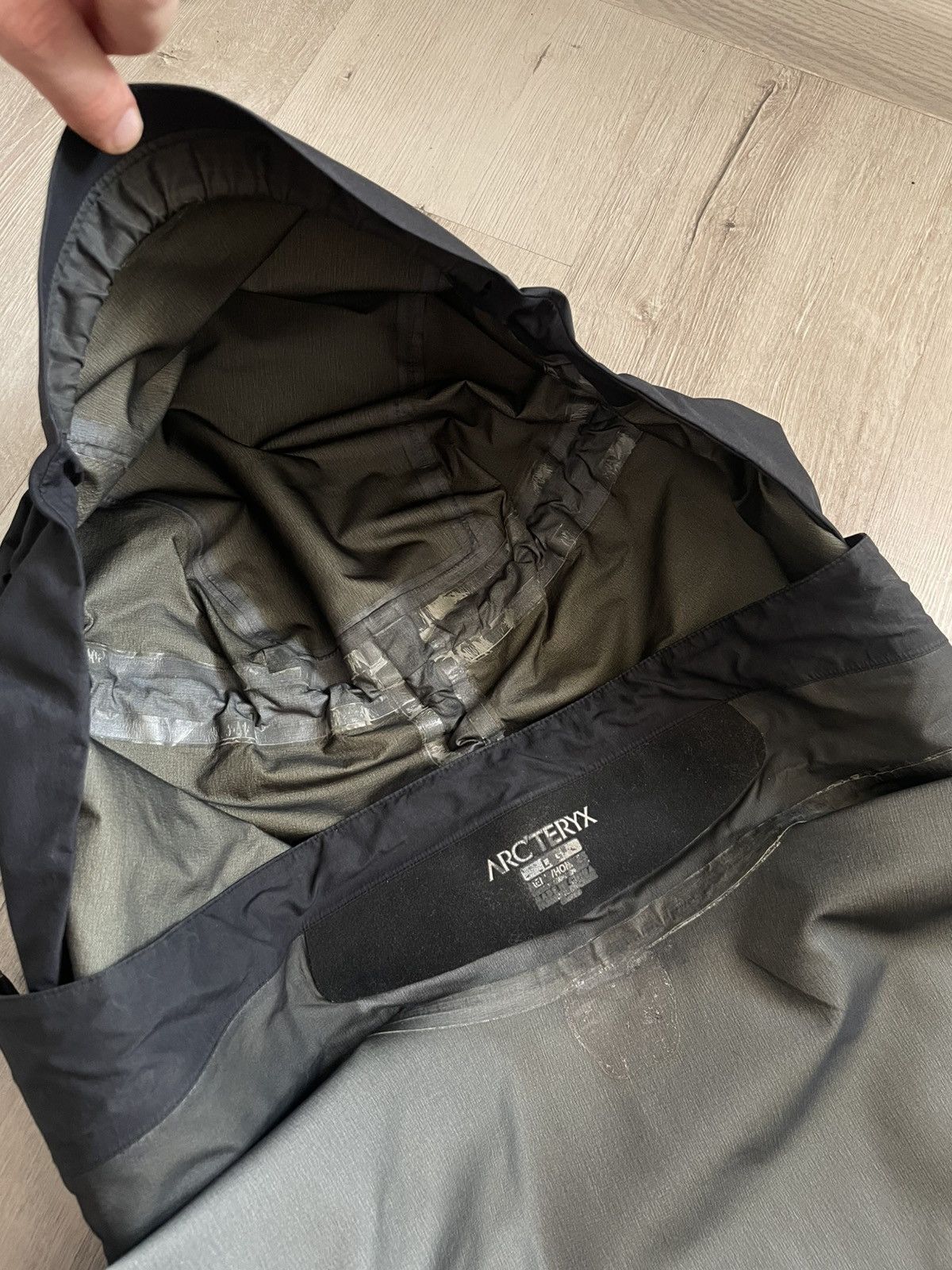 Arc'teryx Arc’teryx Theta AR GoreTex Pro Shell Jacket Vintage XCR Size US L / EU 52-54 / 3 - 17 Thumbnail