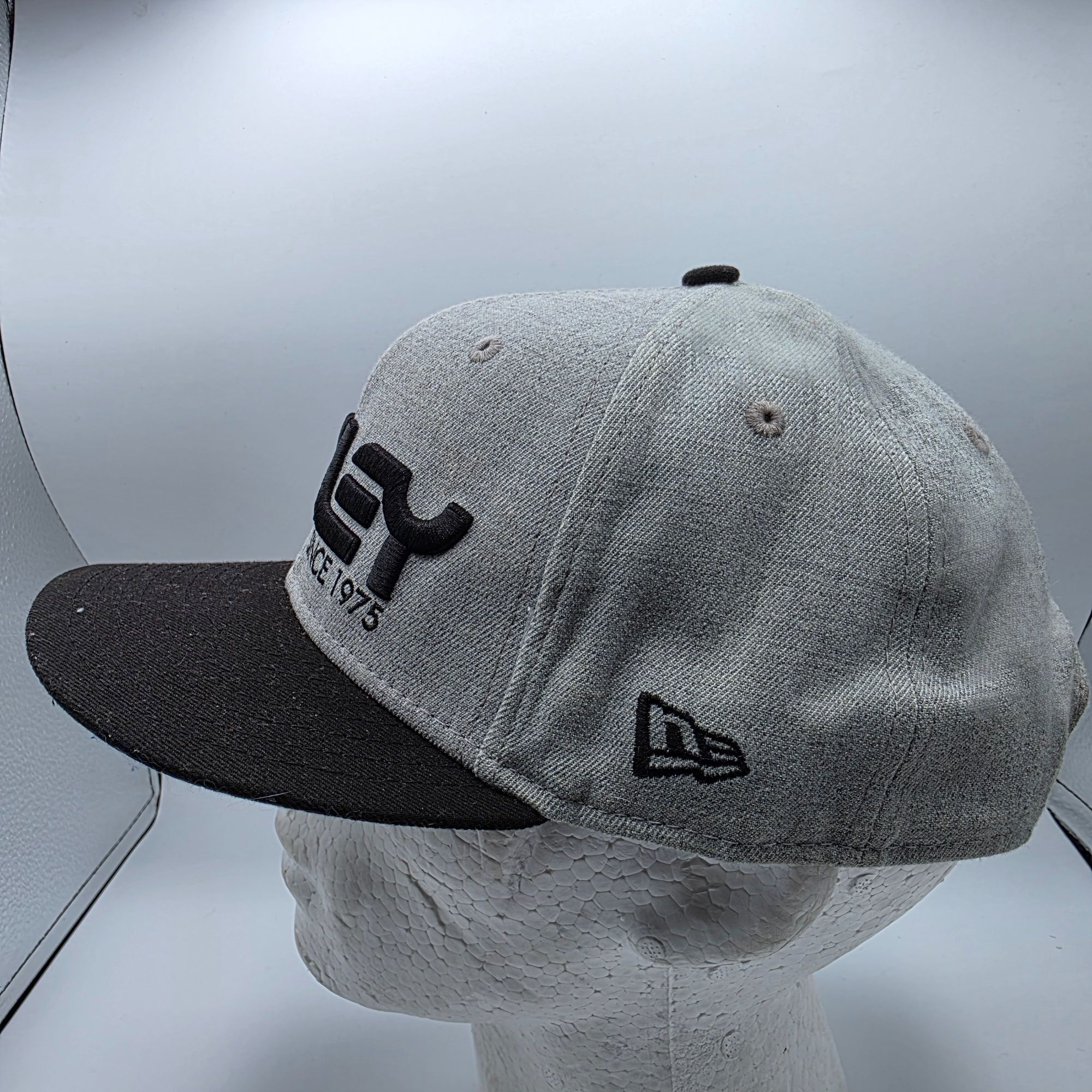 Oakley Oakley Since 1975 New Era 9Fifty Snapback Hat Gray Black Adj Size ONE SIZE - 2 Thumbnail