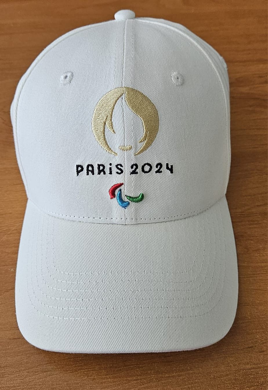 Vintage Official Paris 2024 Paralympic Cap - White and Gold - NWT Size ONE SIZE - 1 Thumbnail