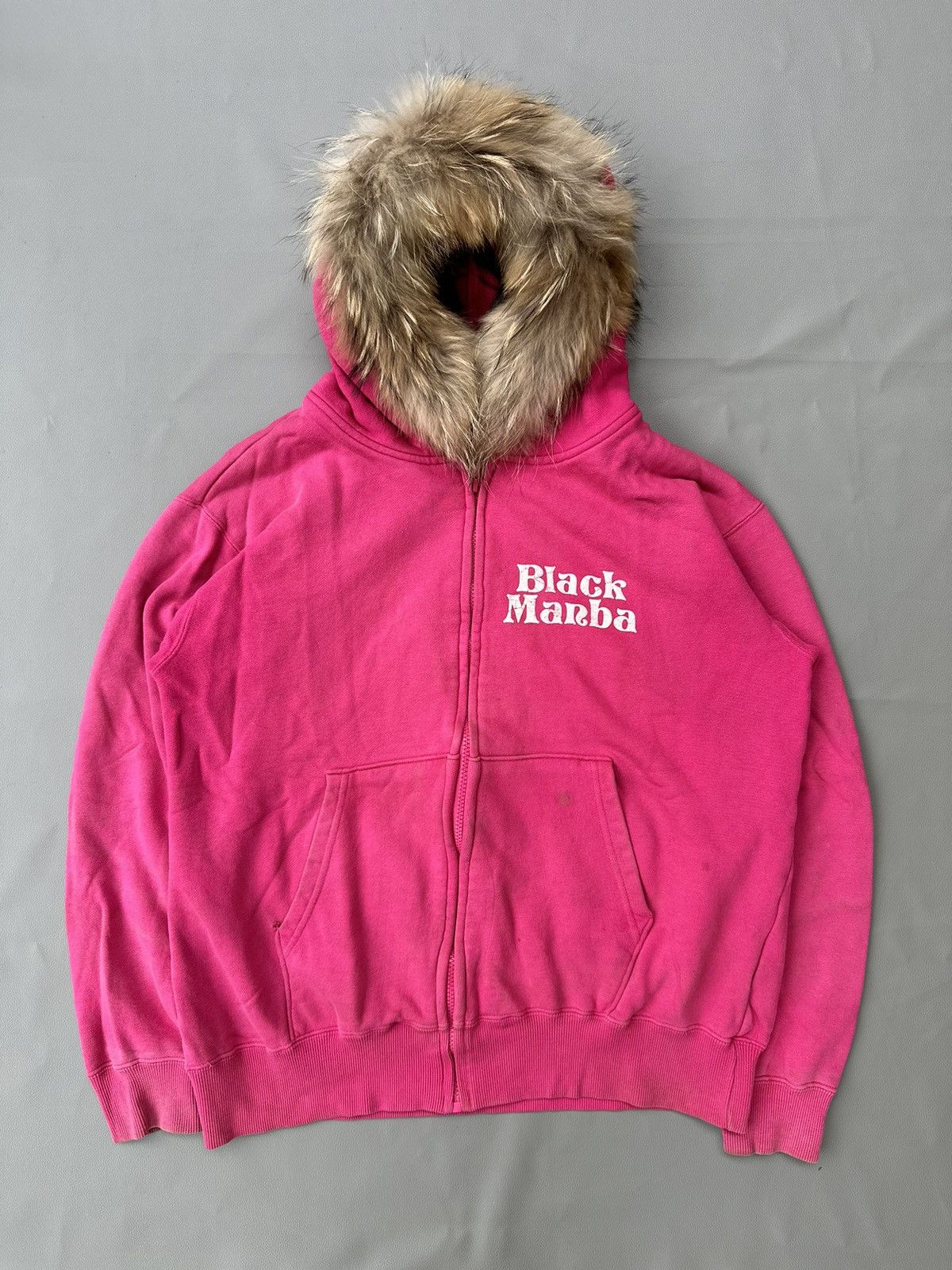 20471120 × Japanese Brand BLACK MAMBA OVER THE HILL ZIP FUR HOODIE PINK COLOUR Size US XL / EU 56 / 4 - 1 Thumbnail