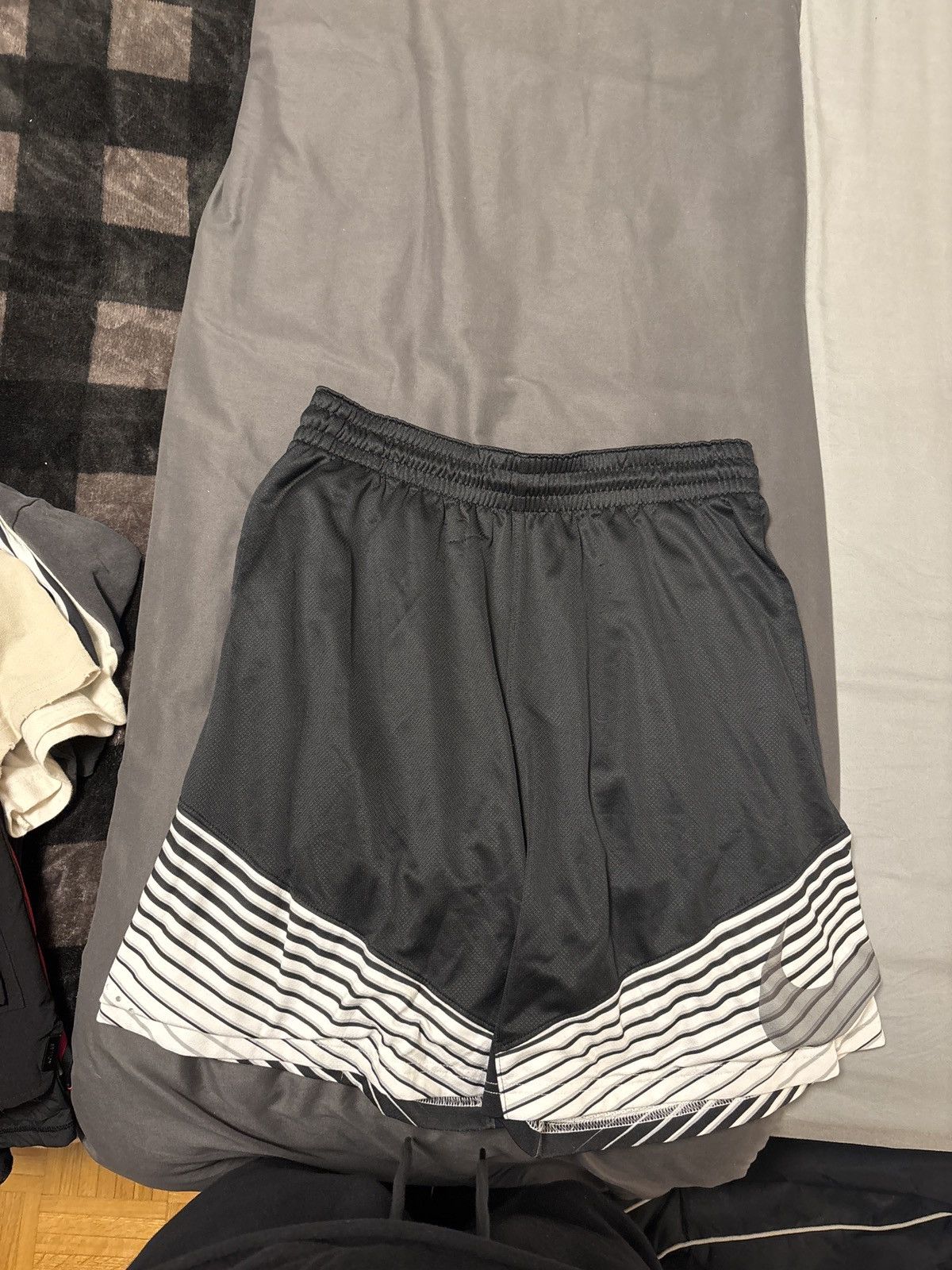 Nike Nike shorts Dri- Fit Size US 32 / EU 48 - 1 Thumbnail