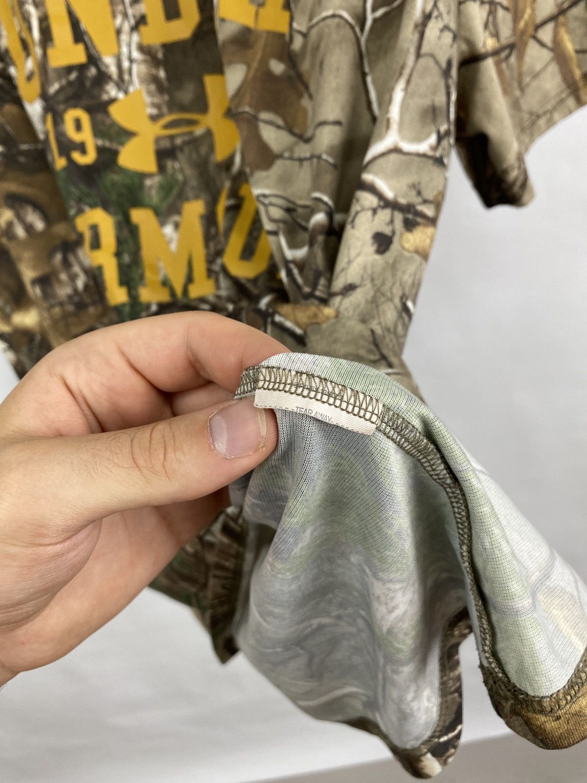 Under Armour 🐗 Under Armour Camo Realtree T-Shirt Rare Military Hype Y2K Size US L / EU 52-54 / 3 - 8 Thumbnail
