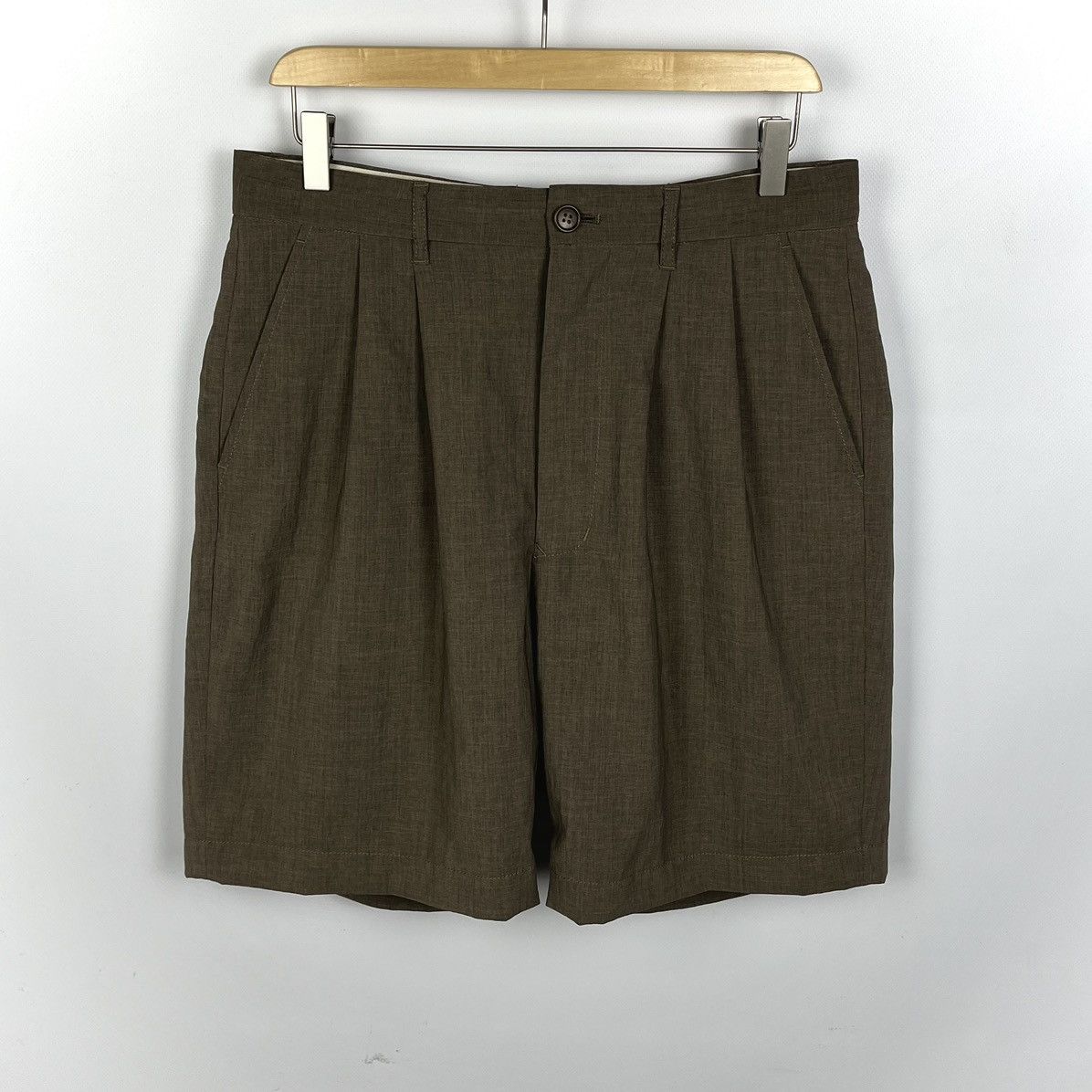 Beams Japan Beams Japan Khaki Bermuda Shorts Size US 30 / EU 46 - 1 Thumbnail