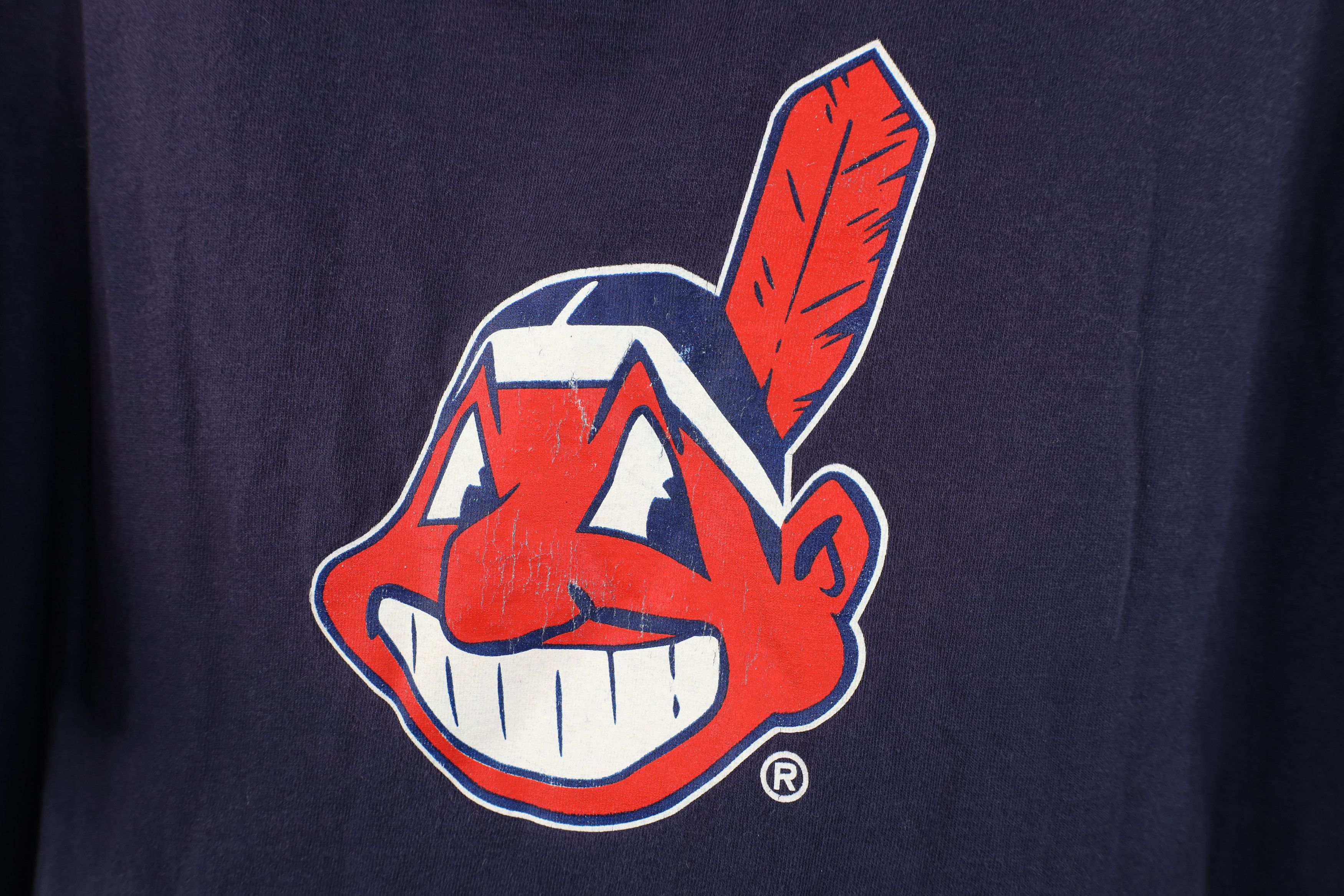 Vintage Vintage 90s Chief Wahoo Cleveland Indians Baseball T-Shirt Size US L / EU 52-54 / 3 - 4 Thumbnail