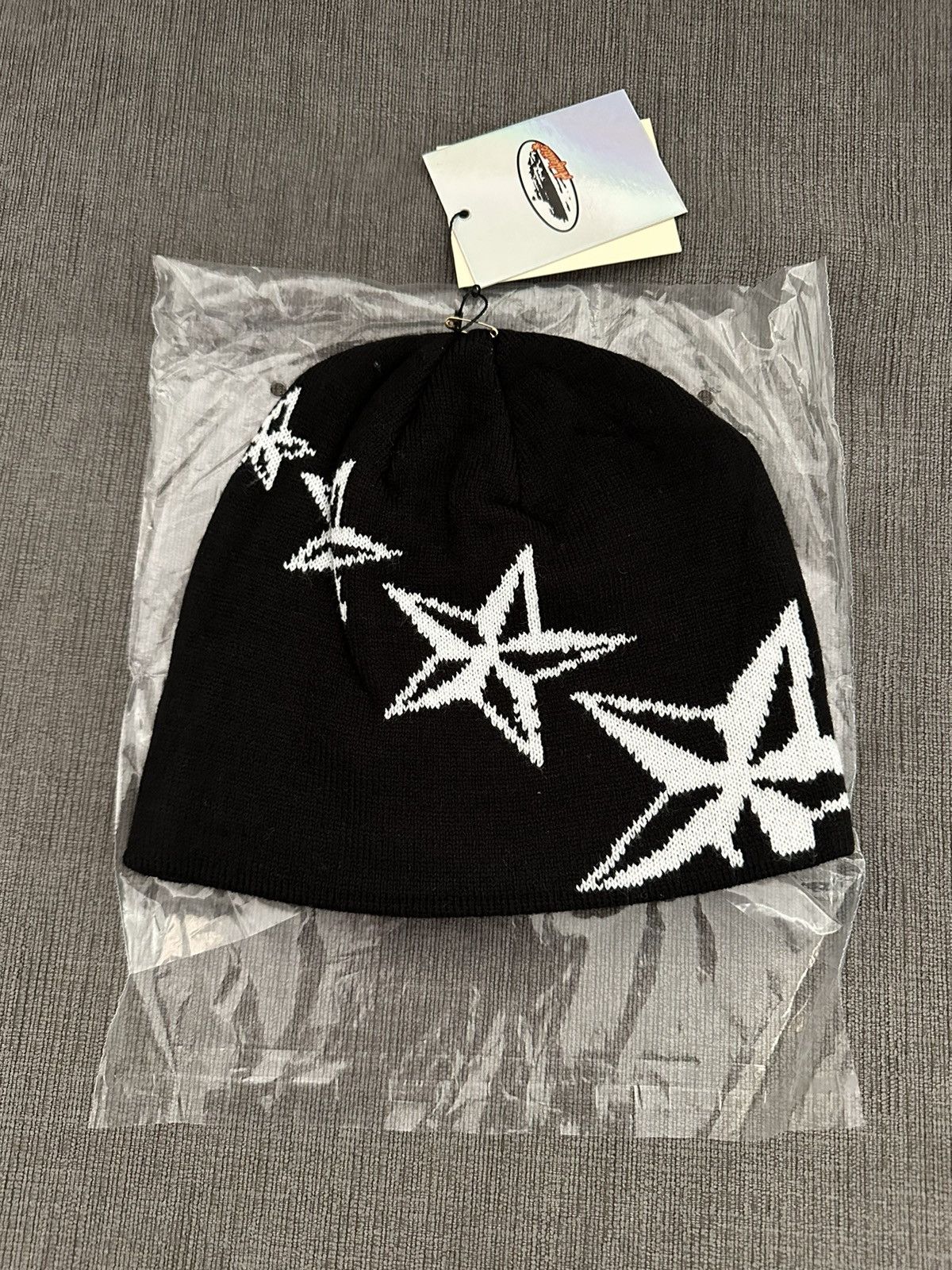 Corteiz Corteiz Star 4 year anniversary beanie skullcap New Black | Grailed