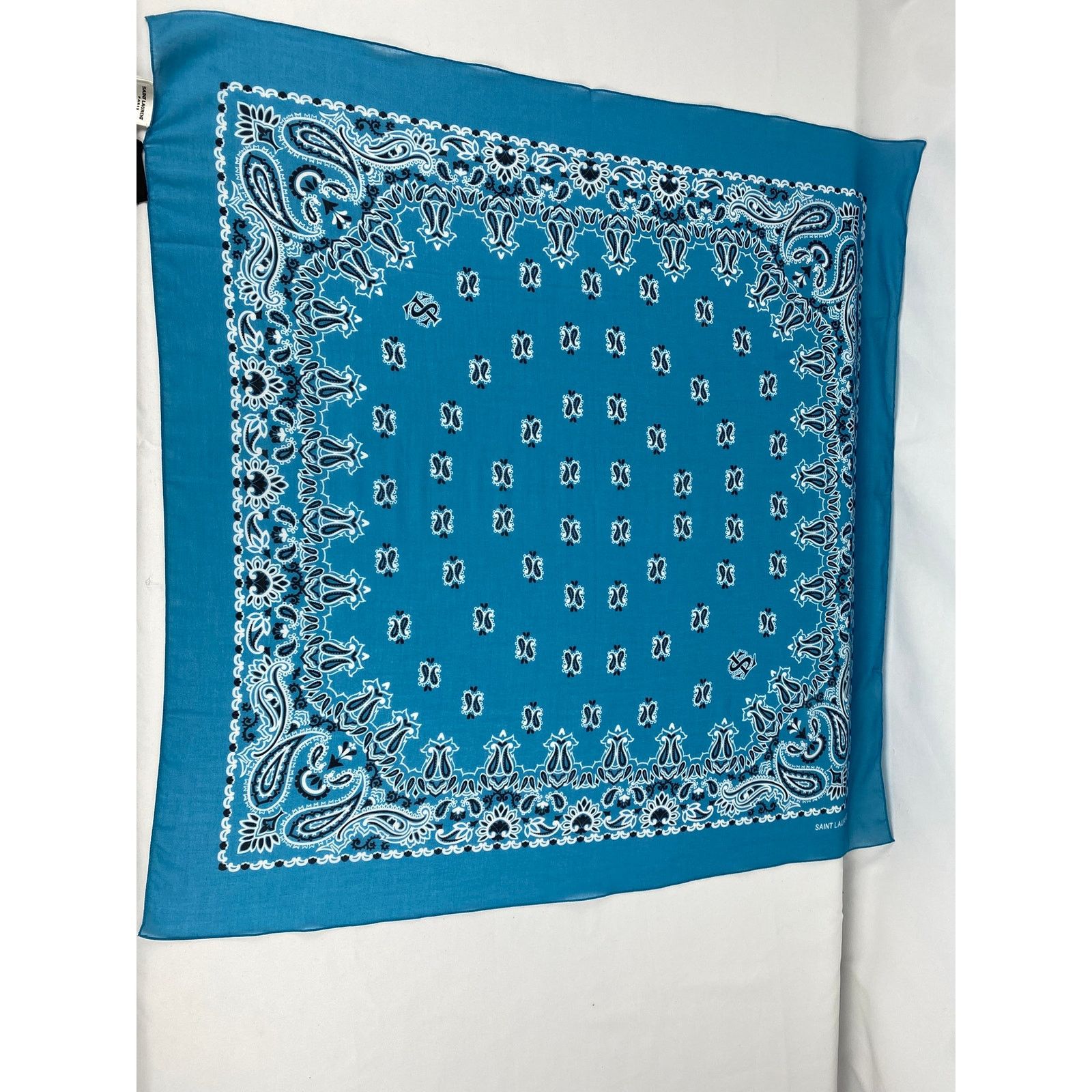 o1rshd1 Size :OS / Bandana Paisley Prid Scarf in Multicolor