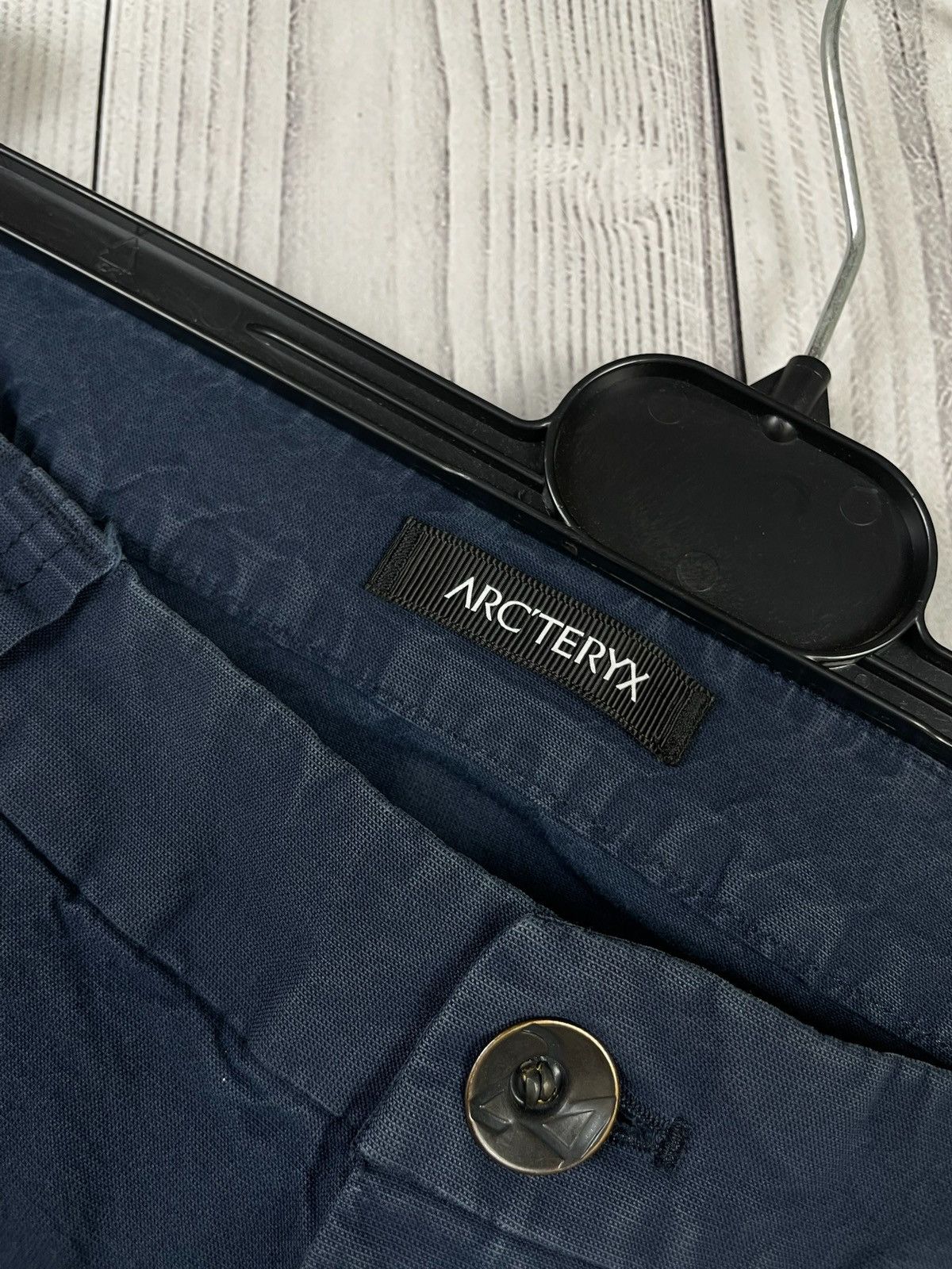 Arc'teryx Vintage Arcteryx shorts size S logo Size US 30 / EU 46 - 10 Thumbnail