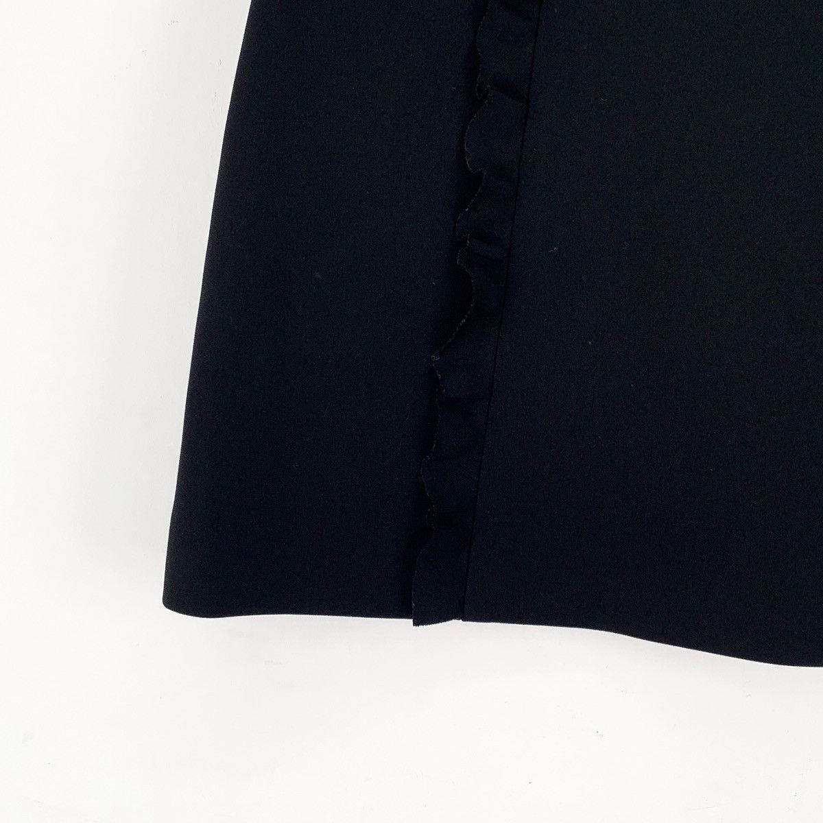Miu Miu Miu Miu Black Bow Casual Mini Skirt K26WX Size 25" / US 0 / IT 36 - 5 Thumbnail