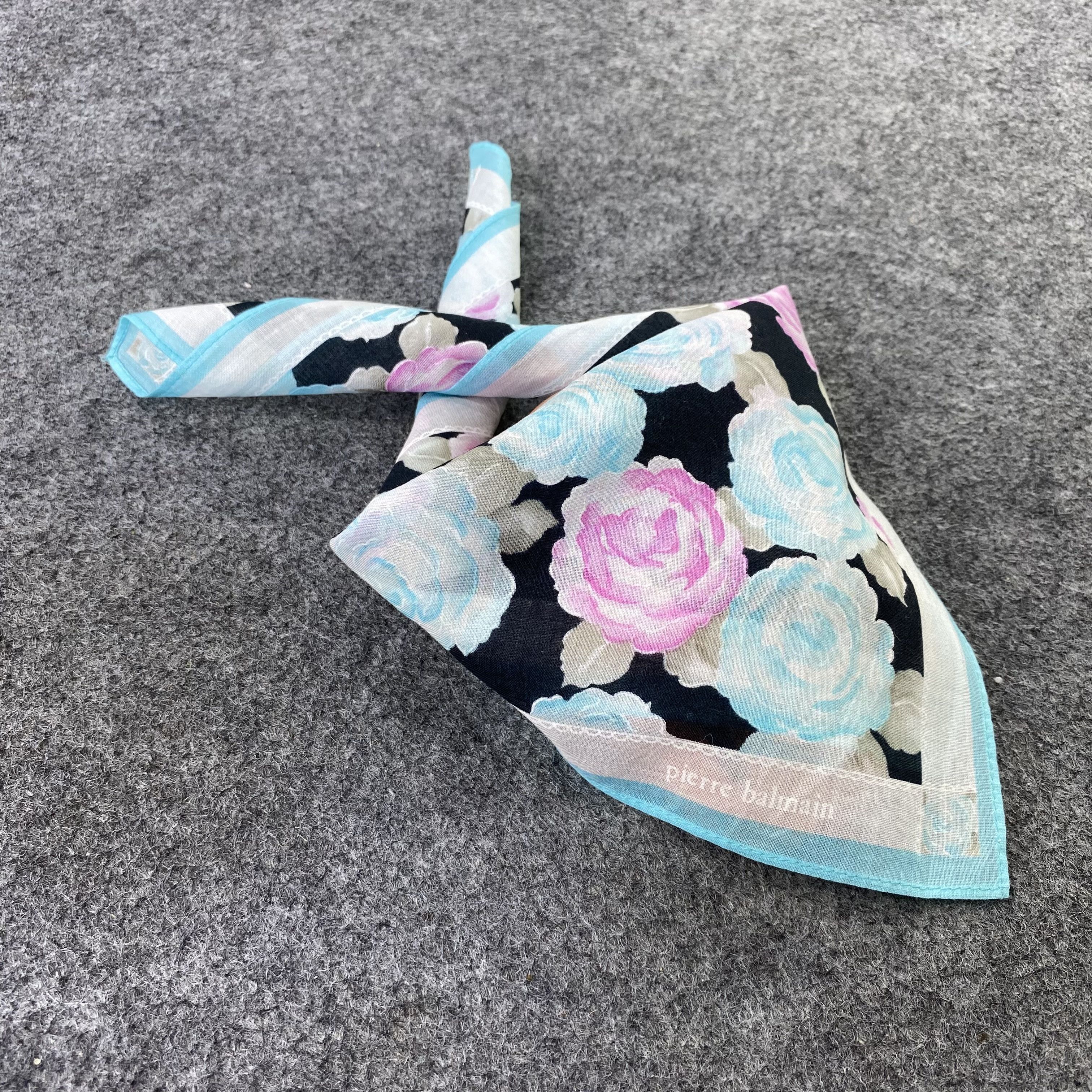 Pierre Balmain × Vintage Pierre Balmain Handkerchief / Bandana / Neckerchief-B657 Size ONE SIZE - 1 Thumbnail