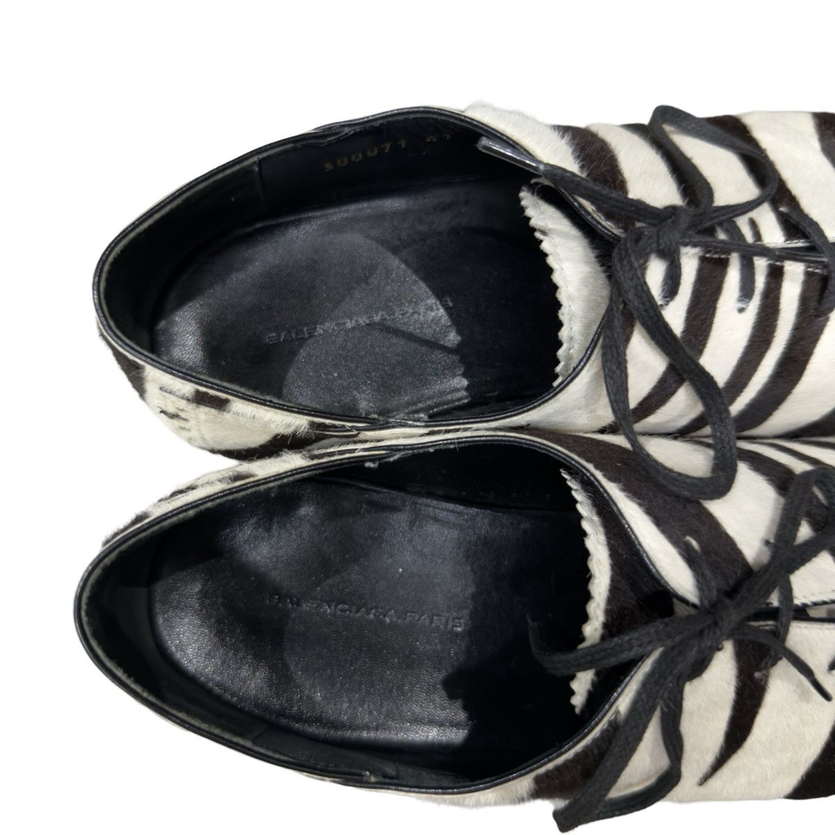 Balenciaga Balenciaga Nicolas Ghesquiere Pony Hair Leather Derby Size US 8.5 / EU 41-42 - 4 Thumbnail