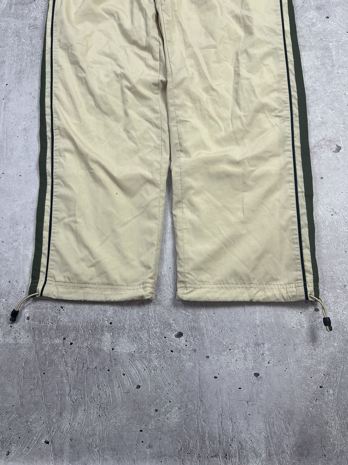 Nike Vintage Nike Nylon Track Pants Size US 34 / EU 50 - 8 Thumbnail