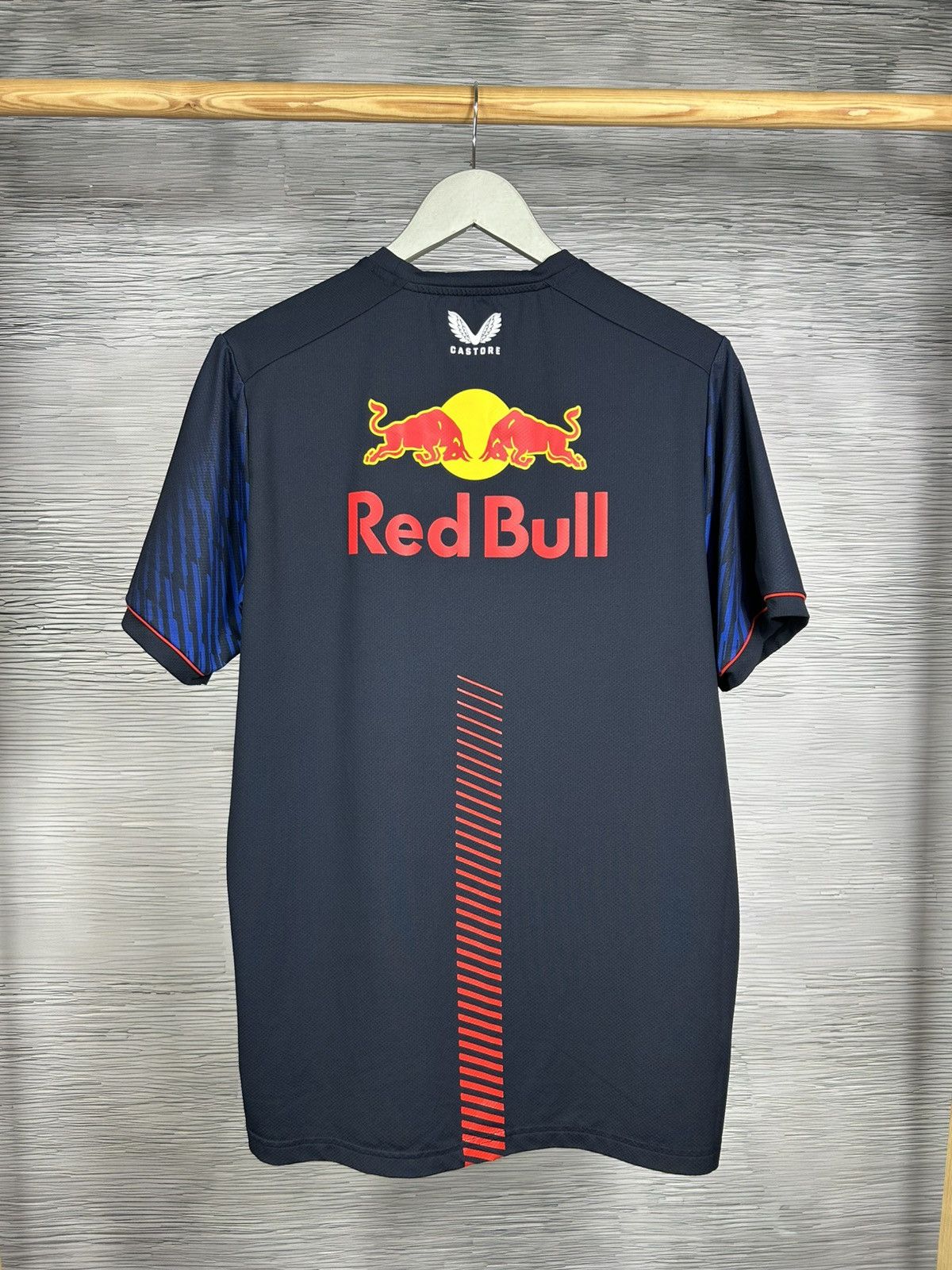Castore Red Bull Racing 11 Sergio Perez Formula 1 Team Shirt Navy Size US L / EU 52-54 / 3 - 2 Thumbnail