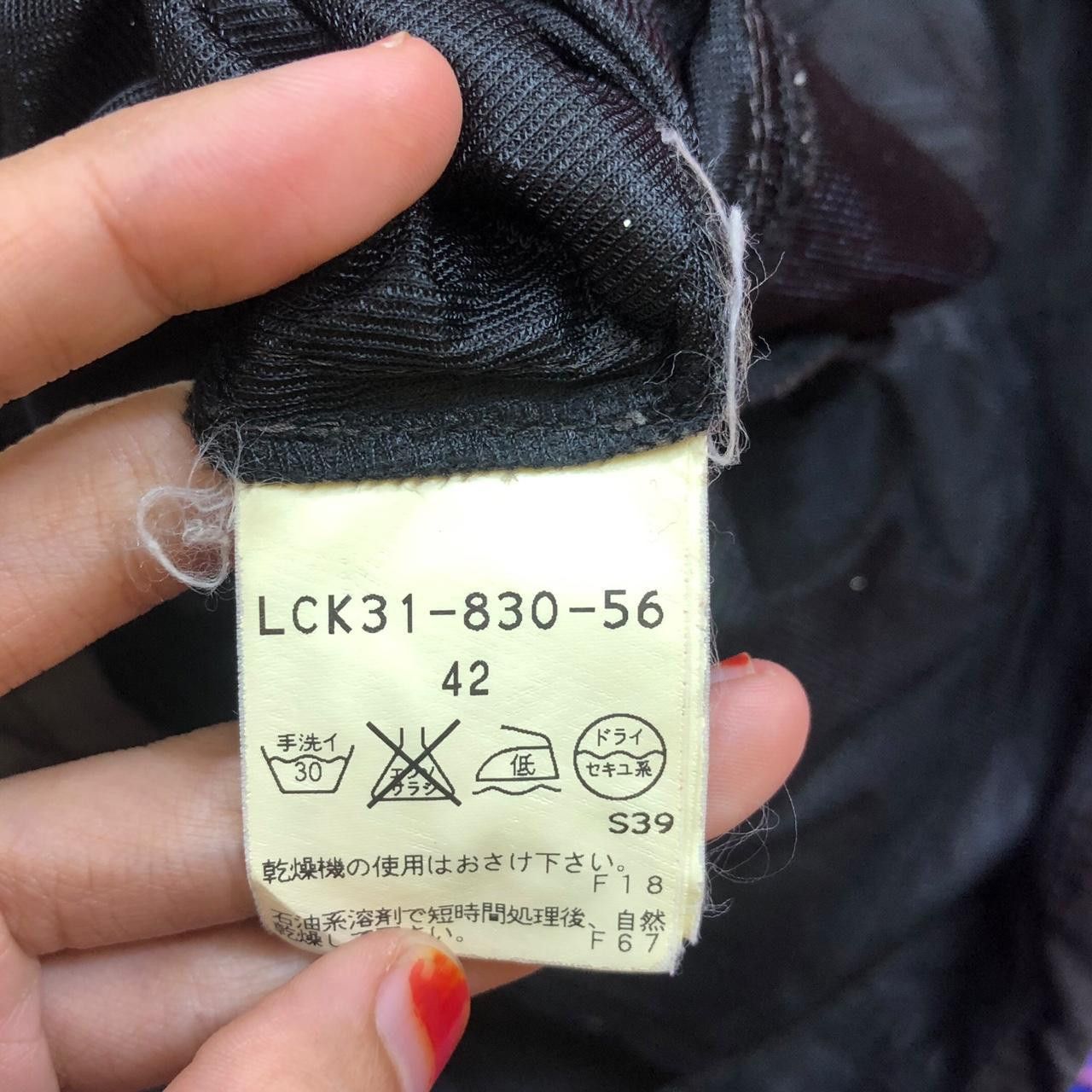 Krizia Vintage EVEX By KRIZIA JAPAN Quilted Light Puffer Jacket Size S / US 4 / IT 40 - 6 Thumbnail