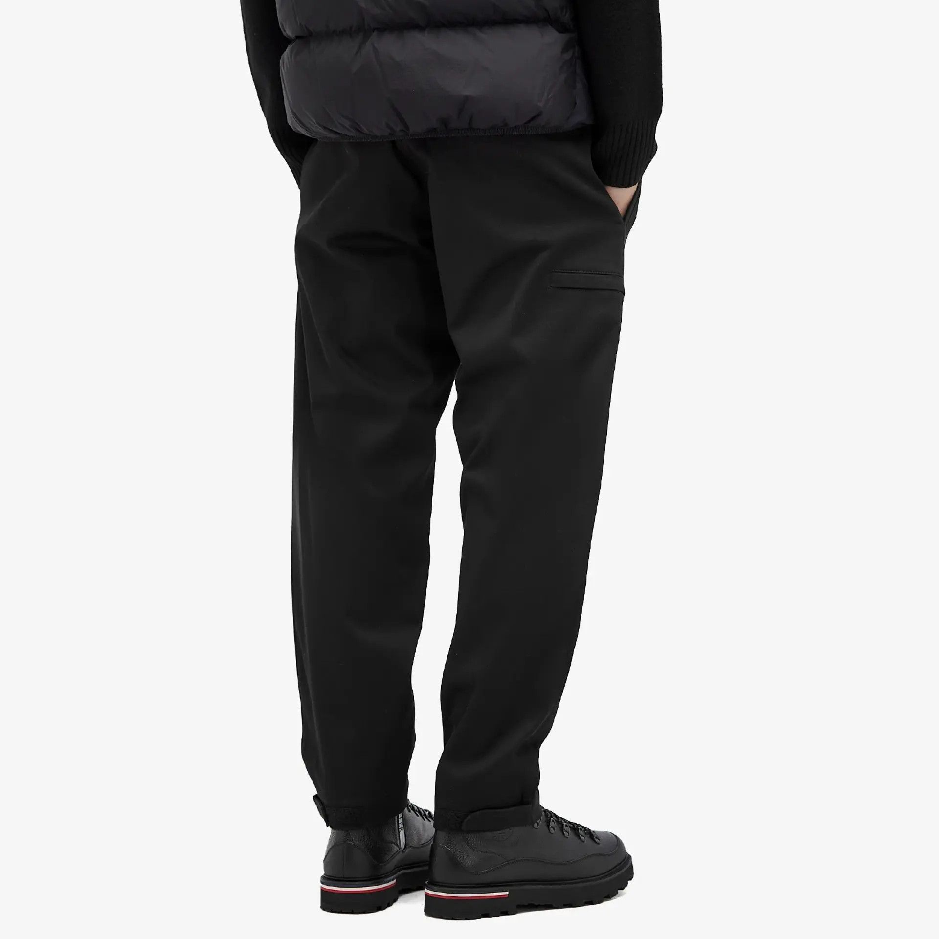 Moncler o1s22i1n1124 Sweatpants & Joggers in Black Size US 32 / EU 48 - 2 Thumbnail