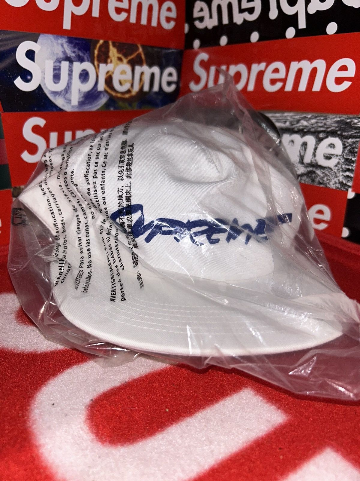 Supreme Supreme Futura Logo 5 Panel Cap FW20 NEW HAT Size ONE SIZE - 1 Thumbnail