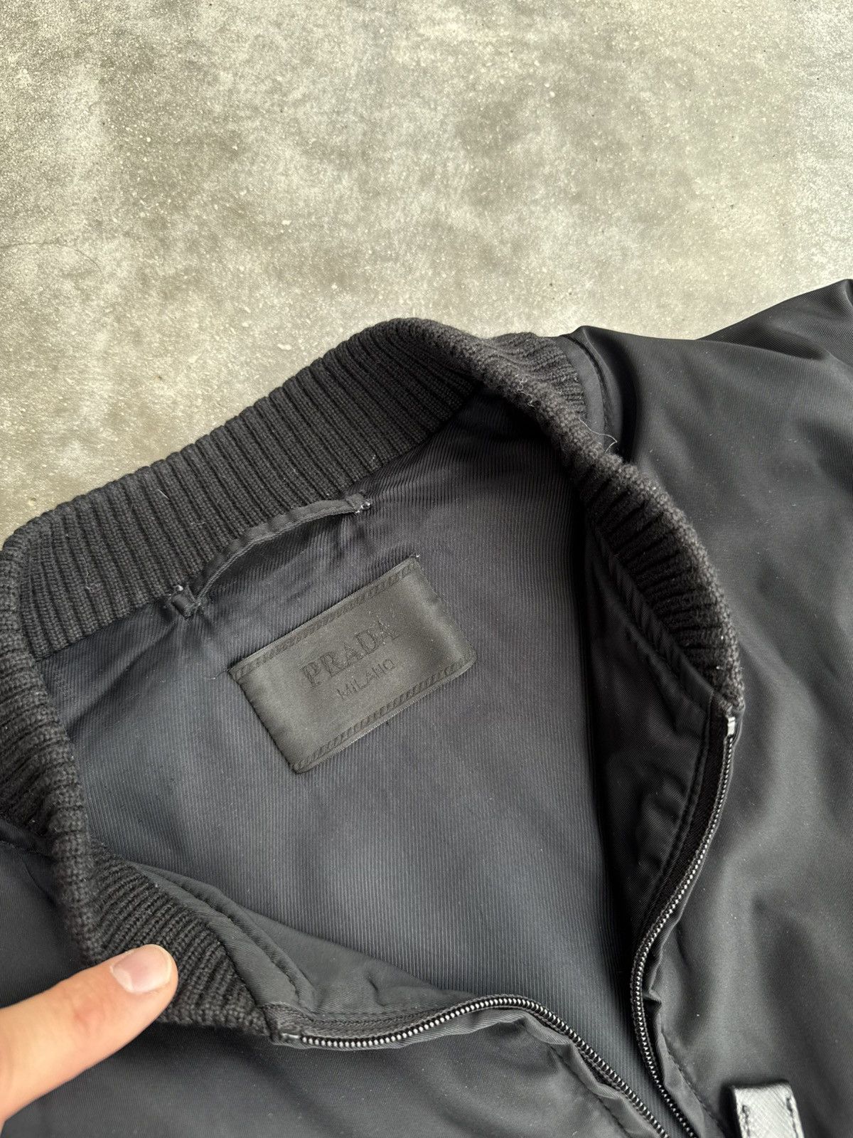 Prada Prada Re-Nylon Bomber Jacket Grail Designer Basic black rare Size US M / EU 48-50 / 2 - 3 Thumbnail