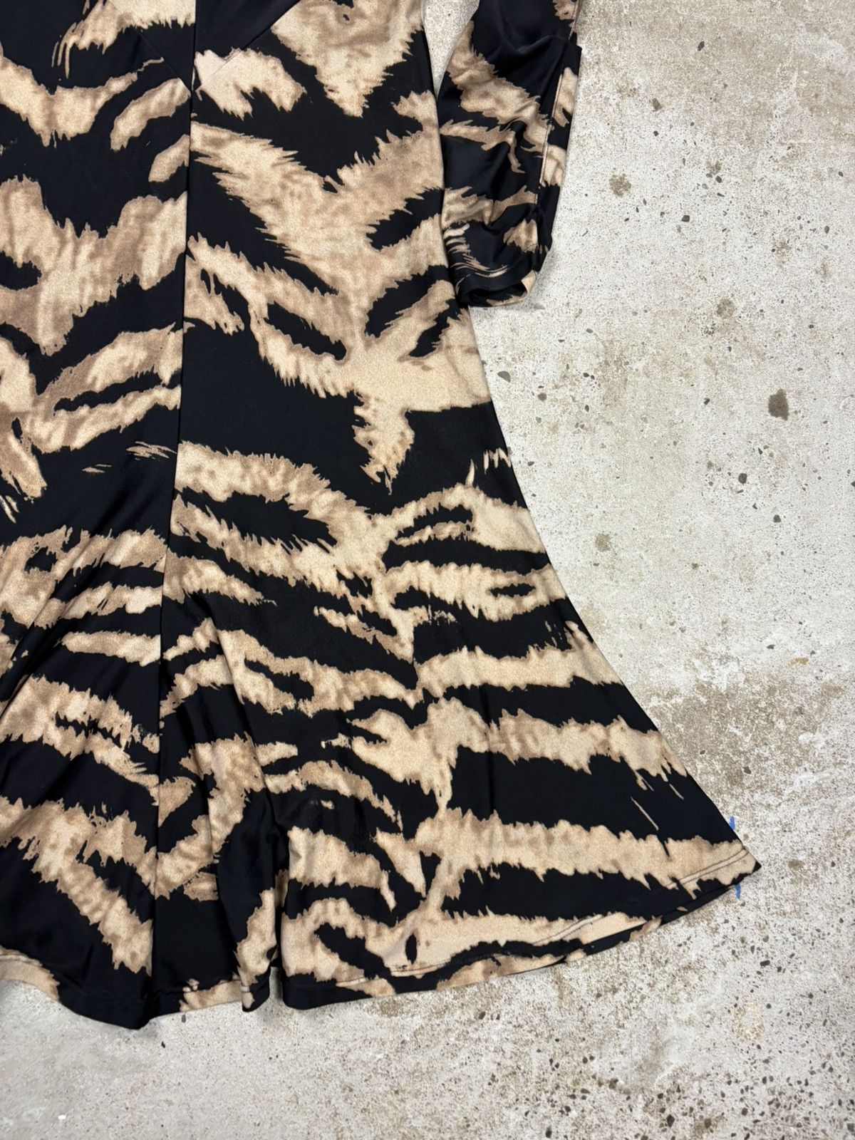 Roberto Cavalli Roberto Cavalli 2007 Animal Print Dress Size S / US 4 / IT 40 - 14 Thumbnail