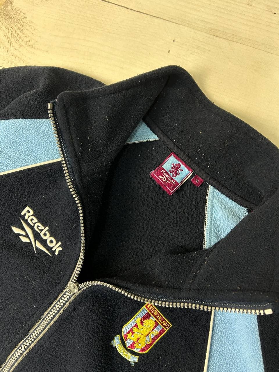 Reebok Vintage Reebok Aston Villa 1999 2000 Training Fleece Jacket Size US M / EU 48-50 / 2 - 3 Thumbnail